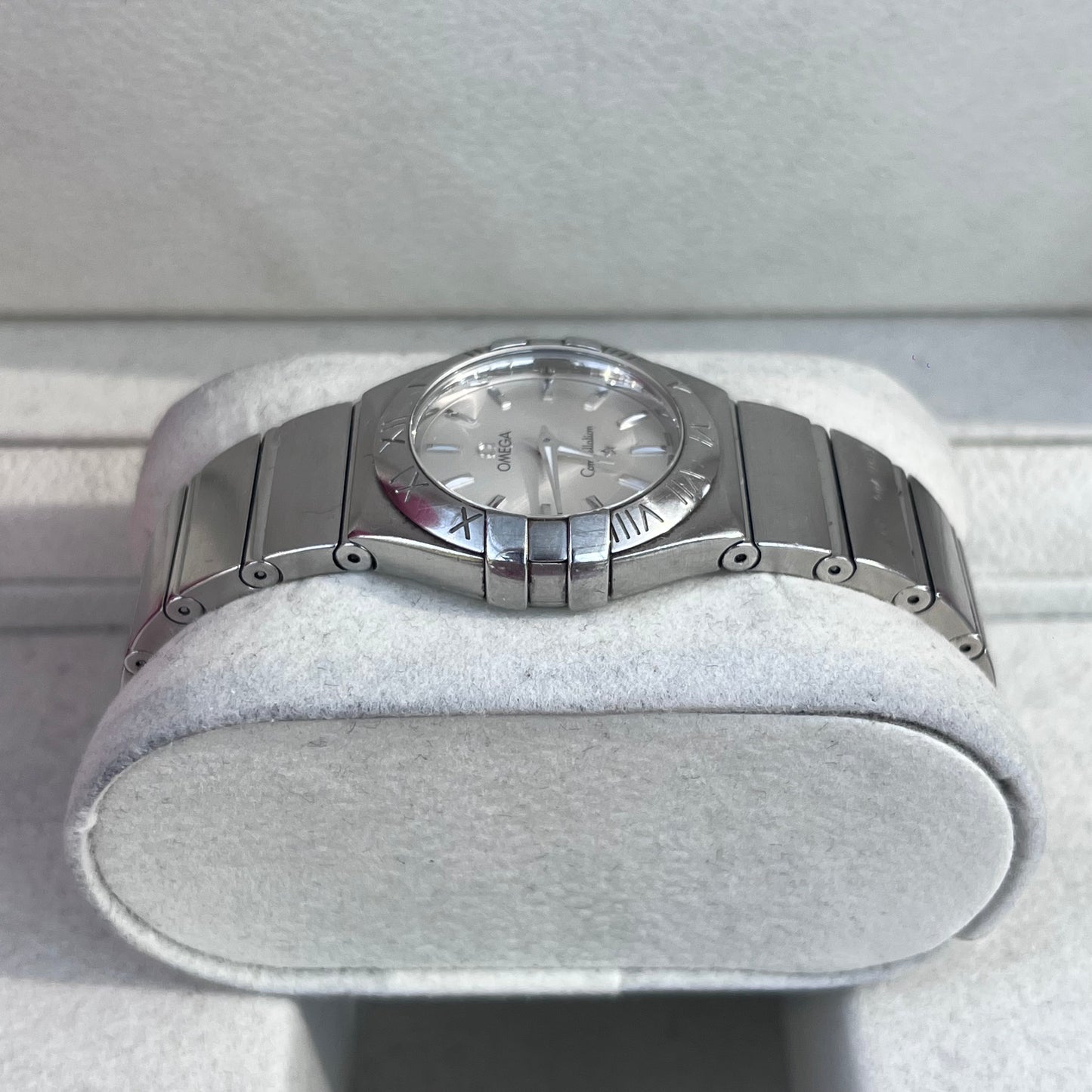 OMEGA CONSTELLATION QUARTZ SWISS PRE-LOVED WATCH WITH DOCUMENTS