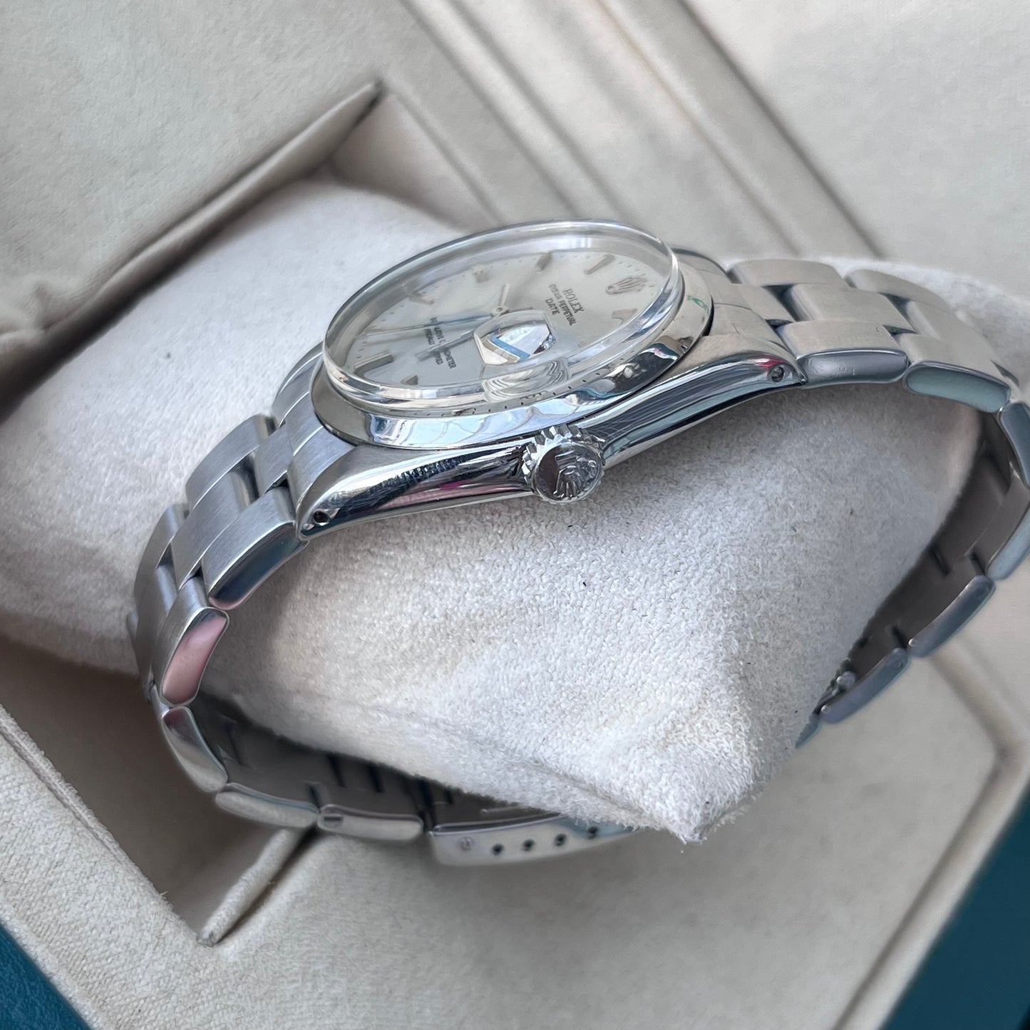 ROLEX OYSTER PERPETUAL DATE AUTOMATIC CHRONOMETER SWISS PRE-LOVED WATCH