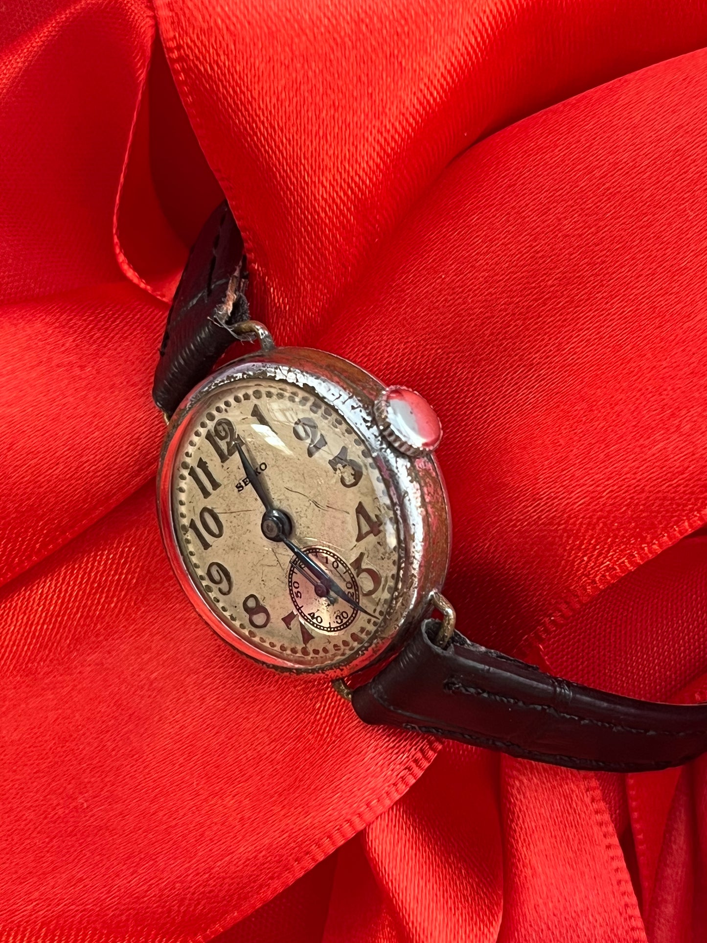 SEIKO SMALL SECONDS MANUAL WINDING JAPAN PRE-LOVED WATCH