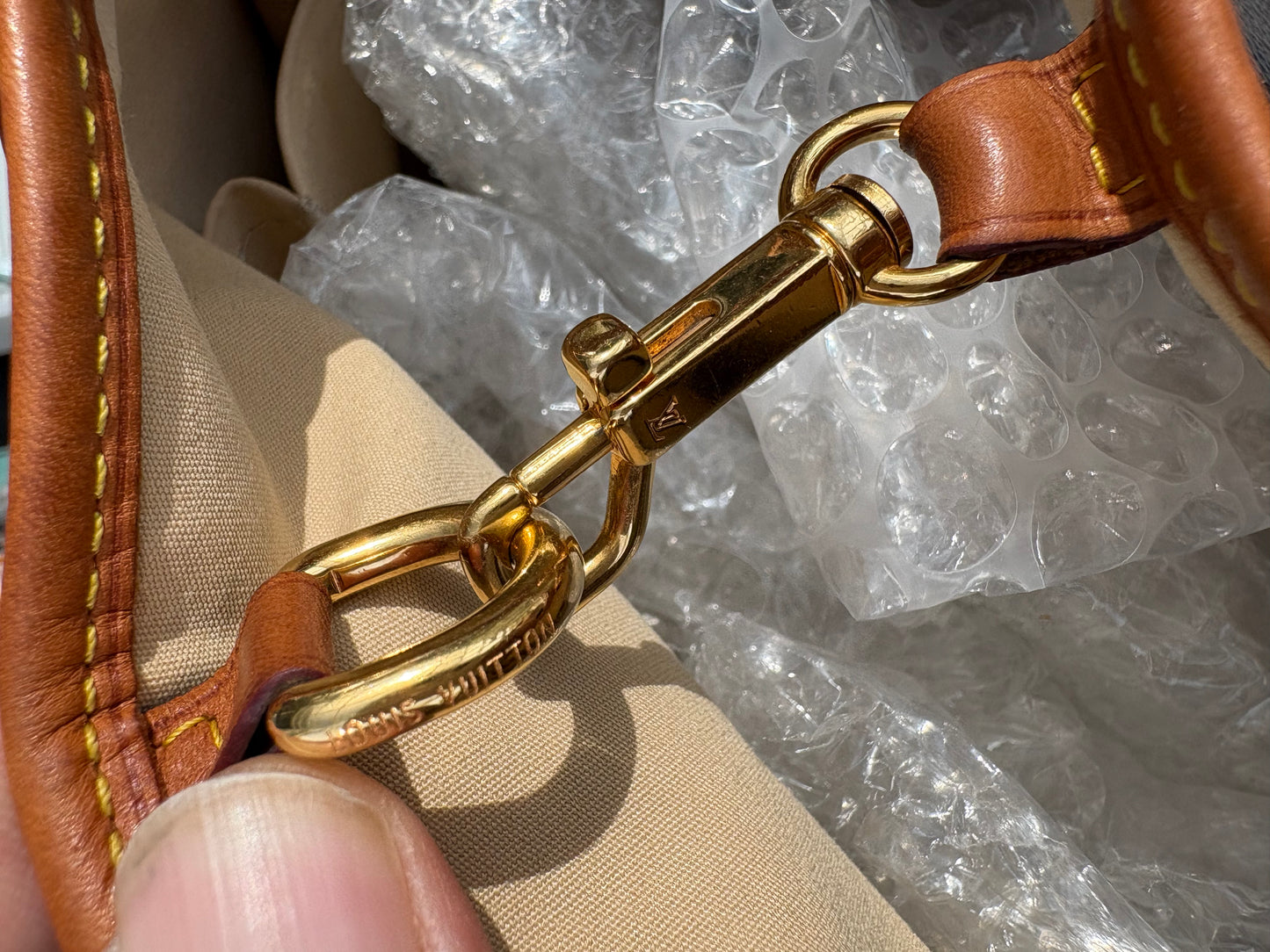 Louis Vuitton Monogram Canvas Limited Edition Dentelle Batignolles Horizontal Preloved Bag