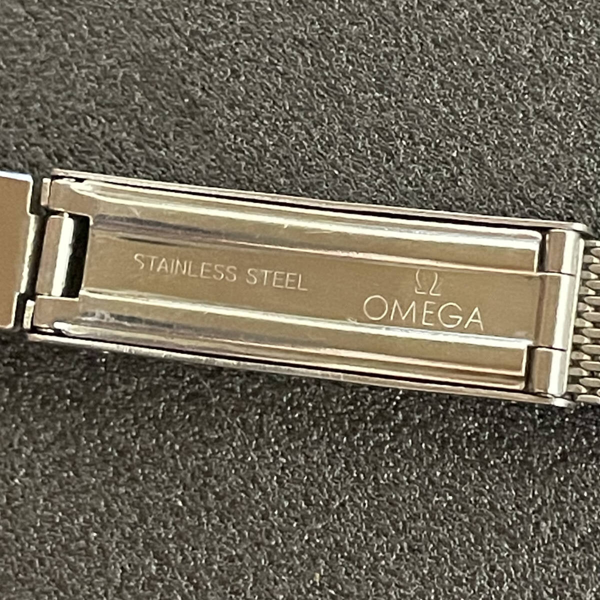 OMEGA LADIES VINTAGE MANUAL WINDING SWISS