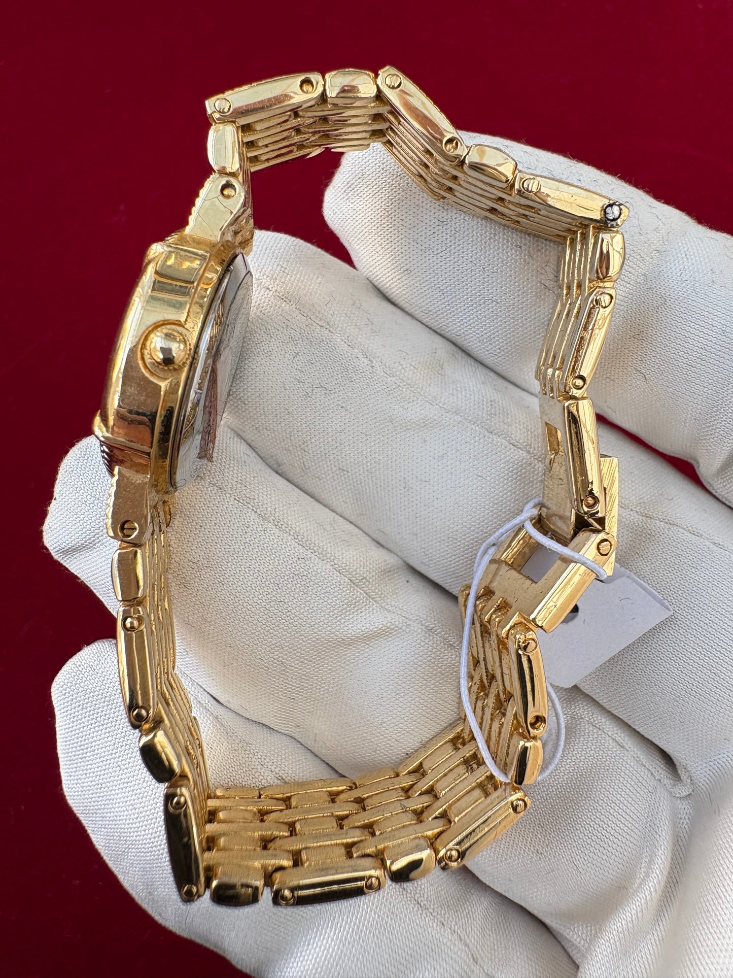 WESTAR LADIES DRESS GOLD-PLATED PREOWNED NEVER USED WATCH JAPAN