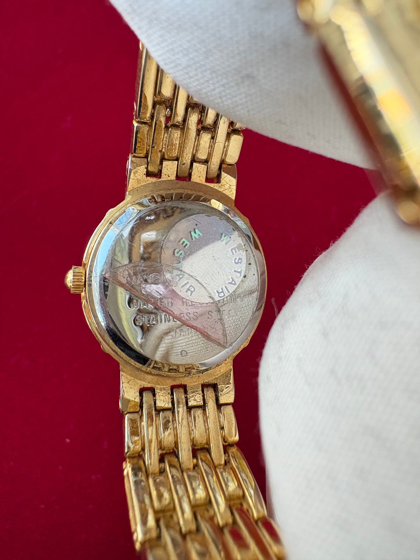 WESTAR LADIES DRESS GOLD-PLATED PREOWNED NEVER USED WATCH JAPAN