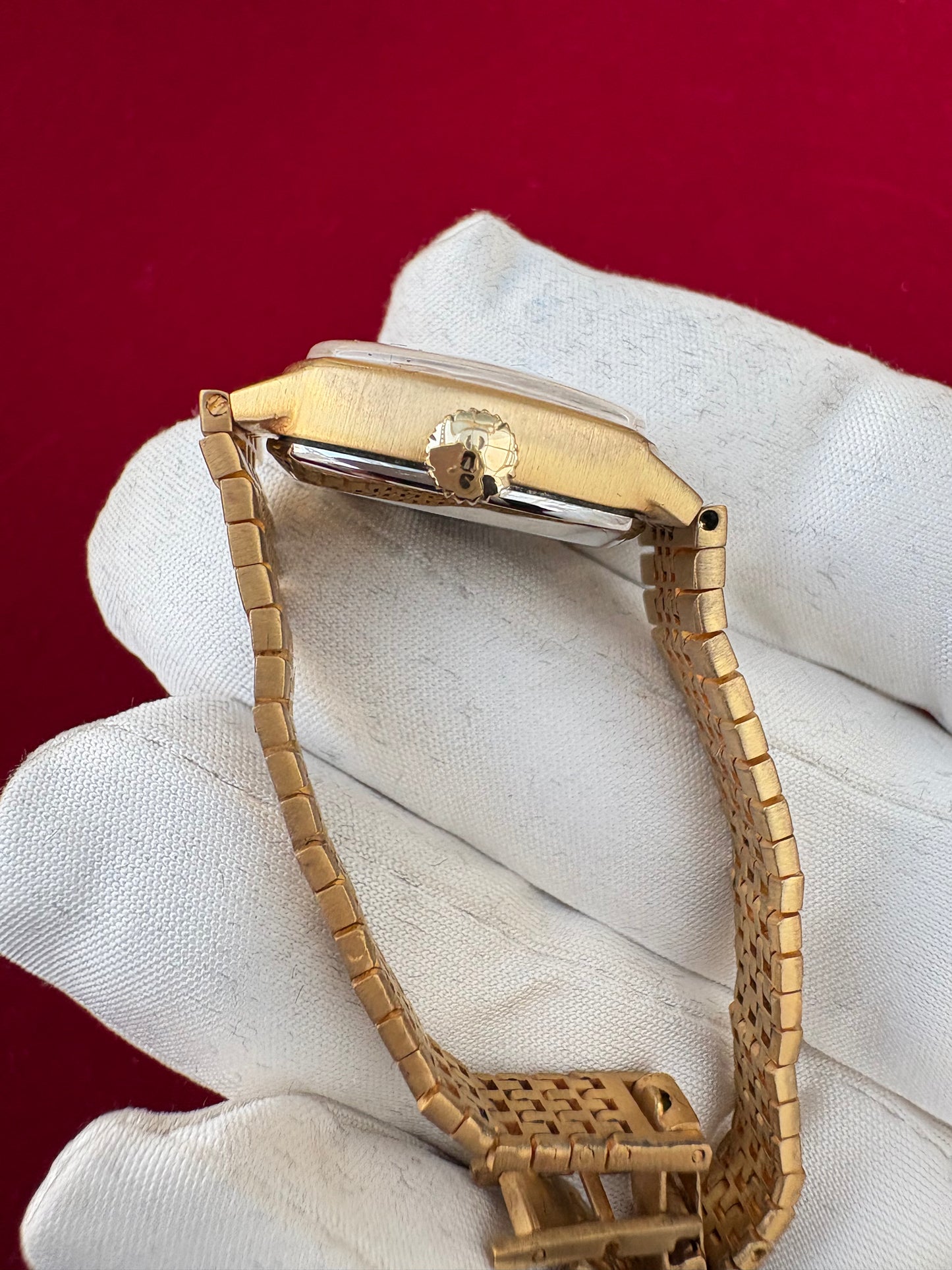 REVUE SWISS LADIES DRESS VINTAGE MANUAL WINDING 1960s PREOWNED WATCH