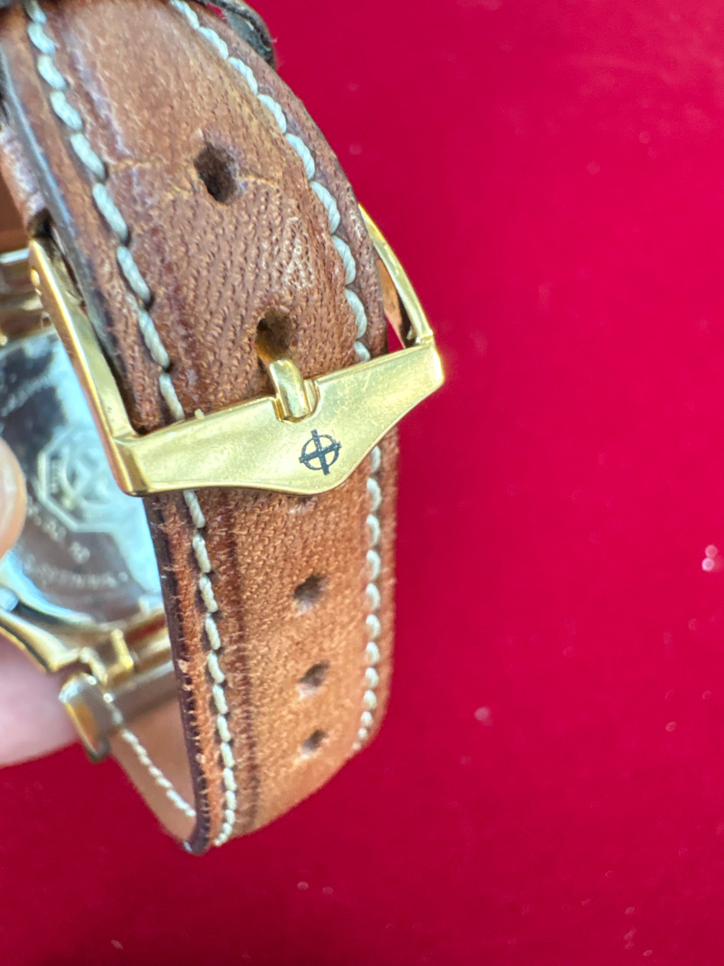 ZODIAC DIVER NEVER-USED SWISS GOLD-PLATED QUARTZ PREOWNED WATCH