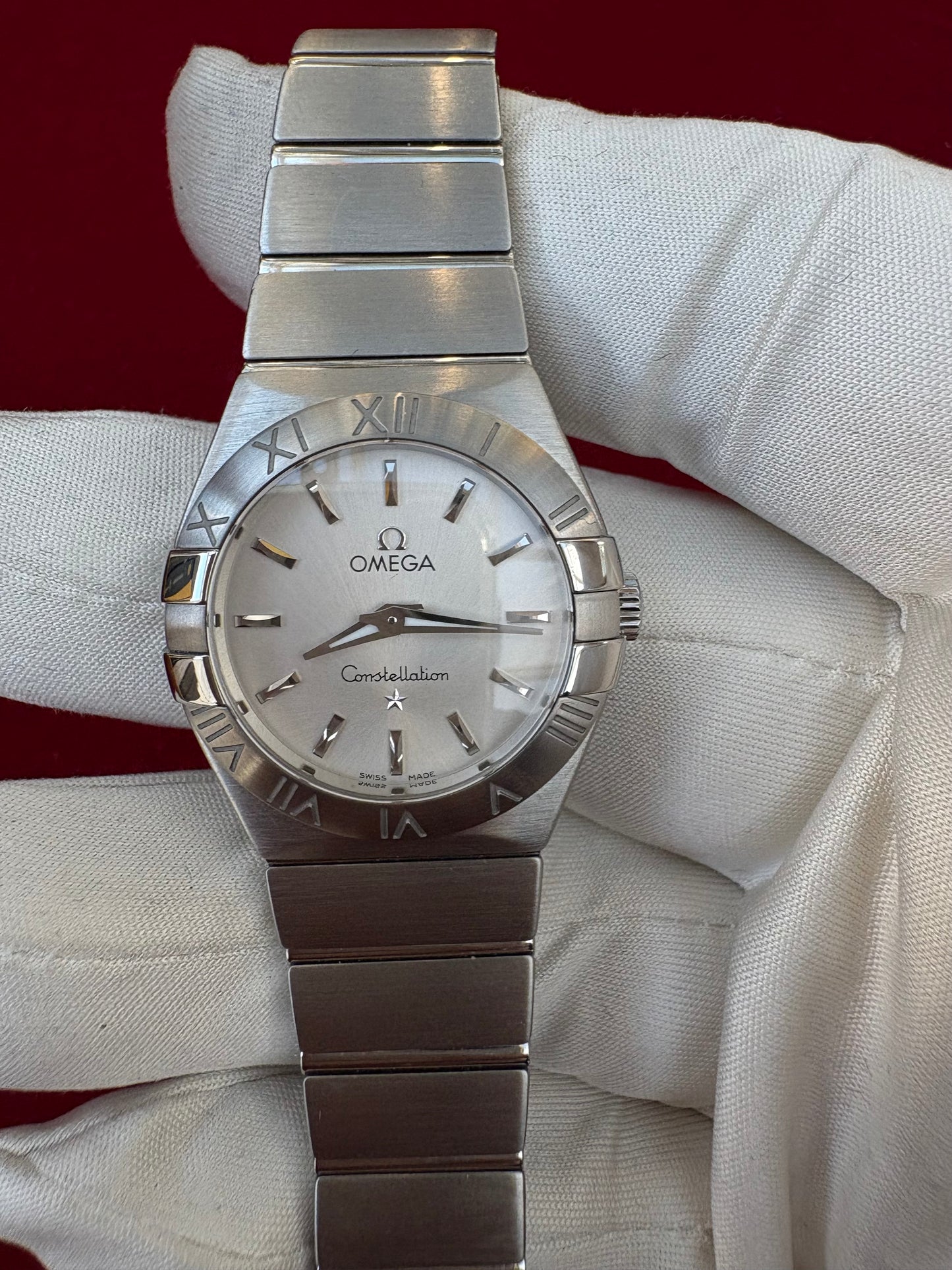 OMEGA CONSTELLATION LADIES YEAR2021 FULL SET SWISS QUARTZ PREOWNED WATCH