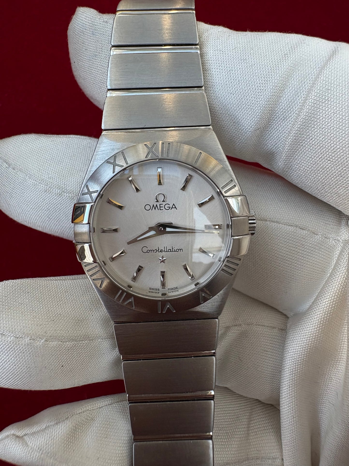 OMEGA CONSTELLATION LADIES YEAR2021 FULL SET SWISS QUARTZ PREOWNED WATCH