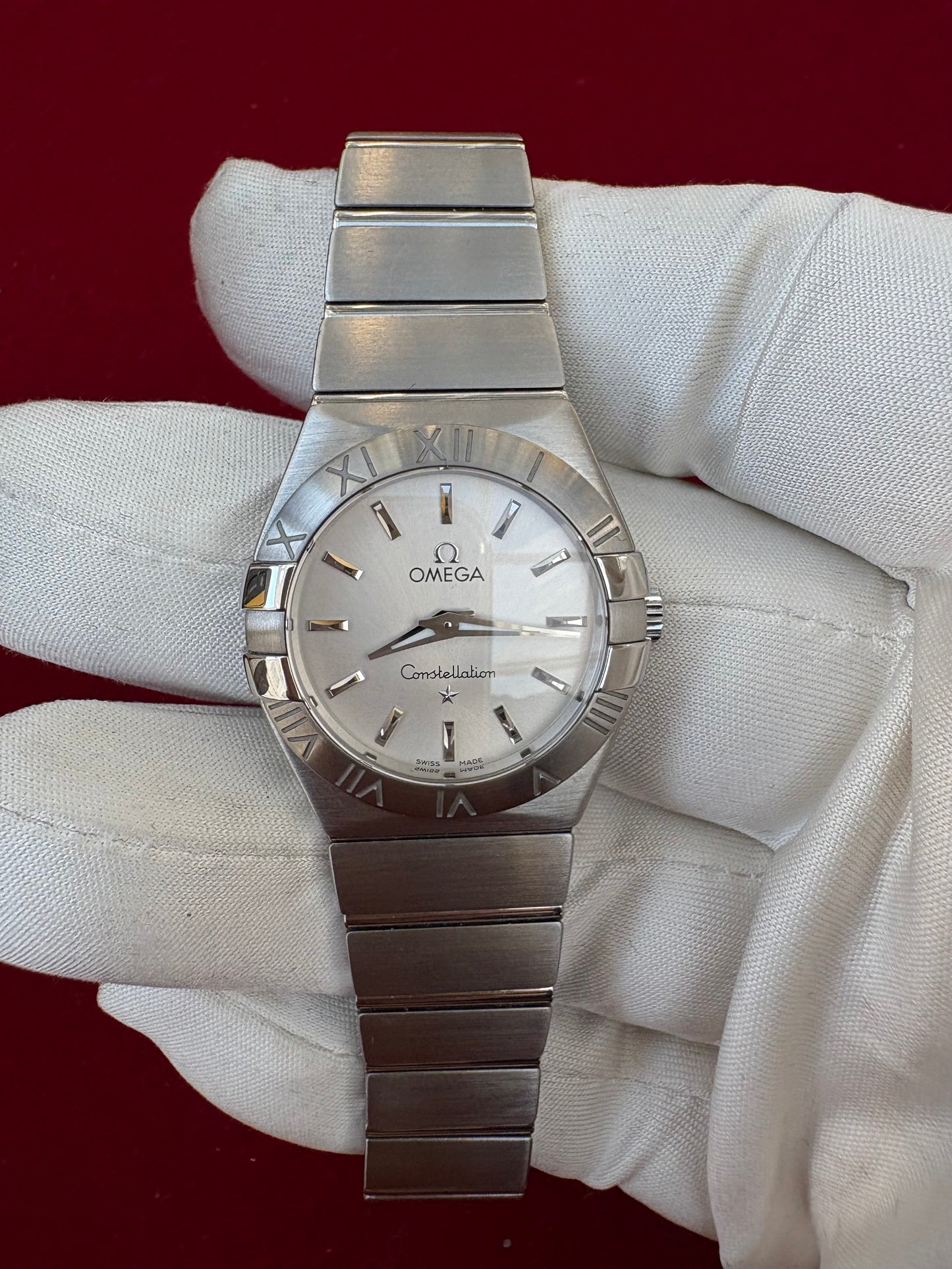 OMEGA CONSTELLATION LADIES YEAR2021 FULL SET SWISS QUARTZ PREOWNED WATCH