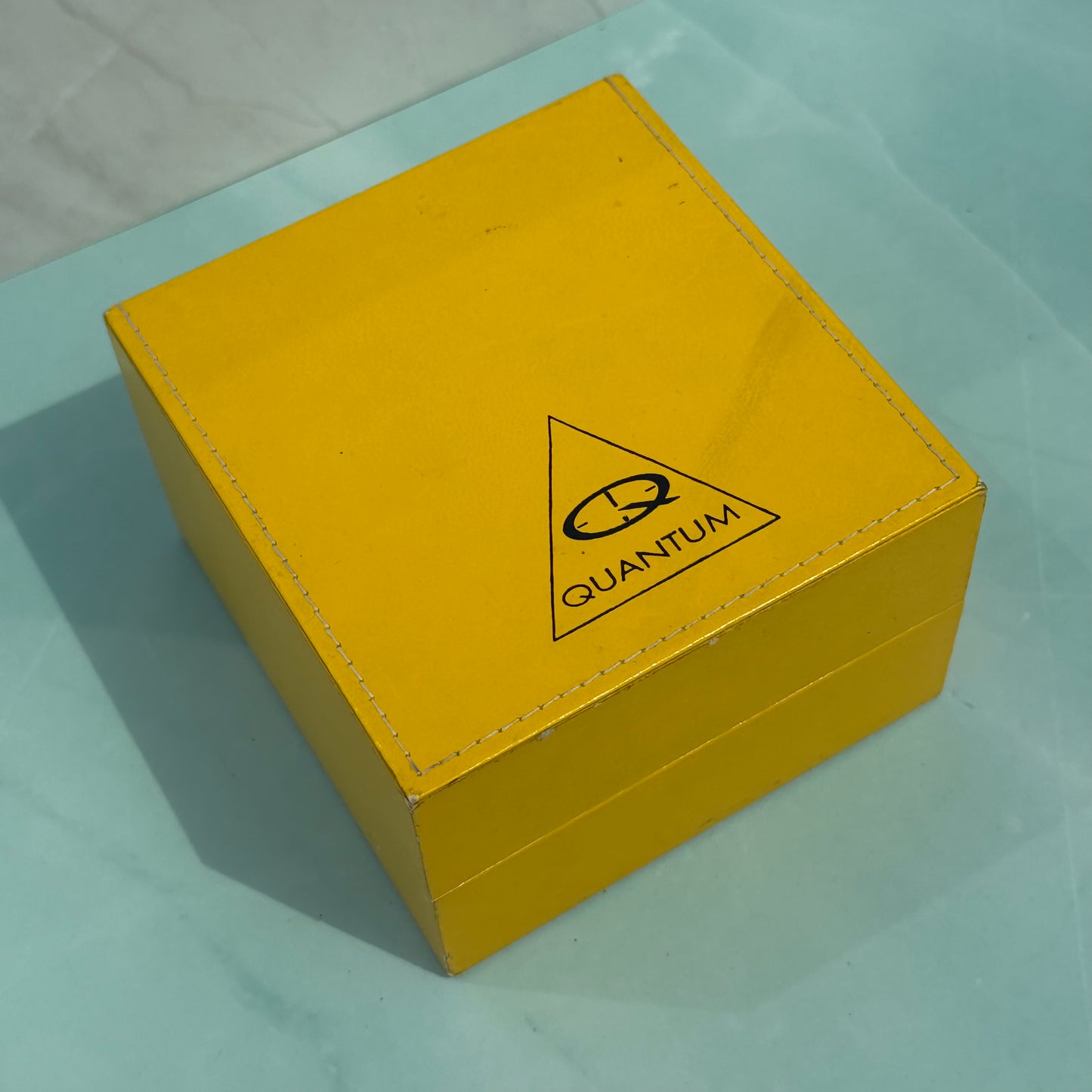 QUANTUM WATCH PRESENTATION BOX
