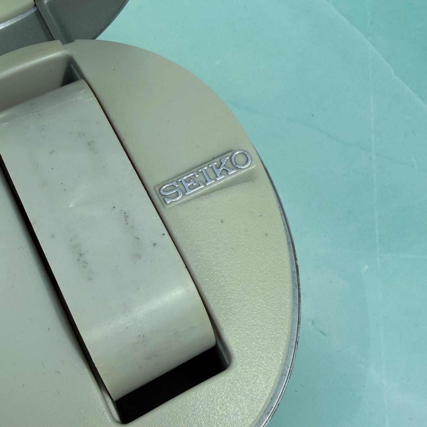 SEIKO SILVER OVAL WATCH PRESENTATION BOX
