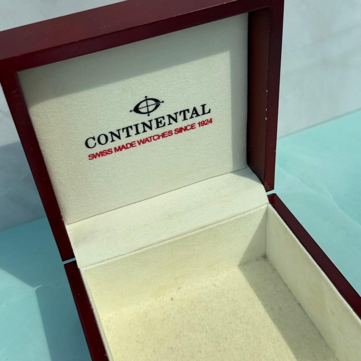 CONTINENTAL SWISS MADE WATCH PRESENTATION BOX RED WOOD FINISH