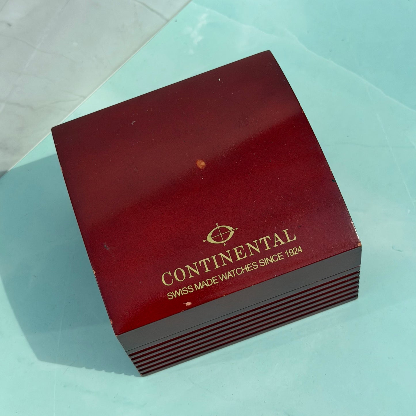 CONTINENTAL SWISS MADE WATCH PRESENTATION BOX RED WOOD FINISH