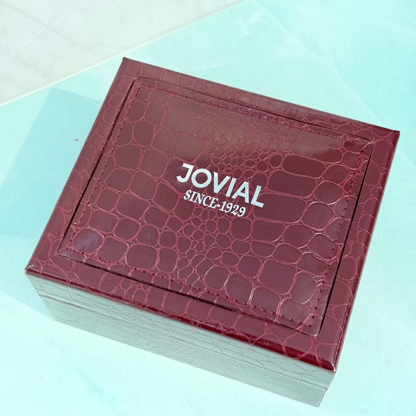 JOVIAL ORIGINAL BURGUNDY CROCODILE PATTERN WATCH PRESENTATION BOX