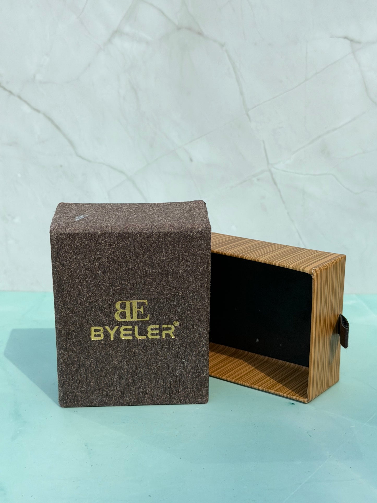 BYELER ORIGINAL WATCH PRESENTATION BOX WITH SLIDING OUTER SLEEVE