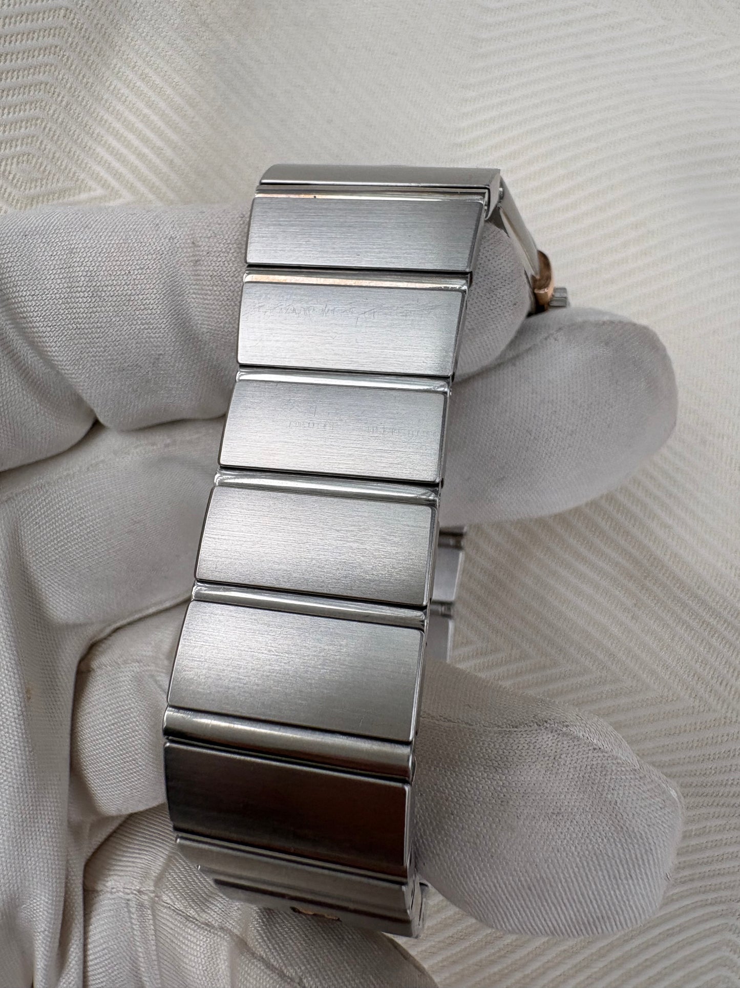 OMEGA CONSTELLATION CO-AXIAL AUTOMATIC PREOWNED SWISS WATCH