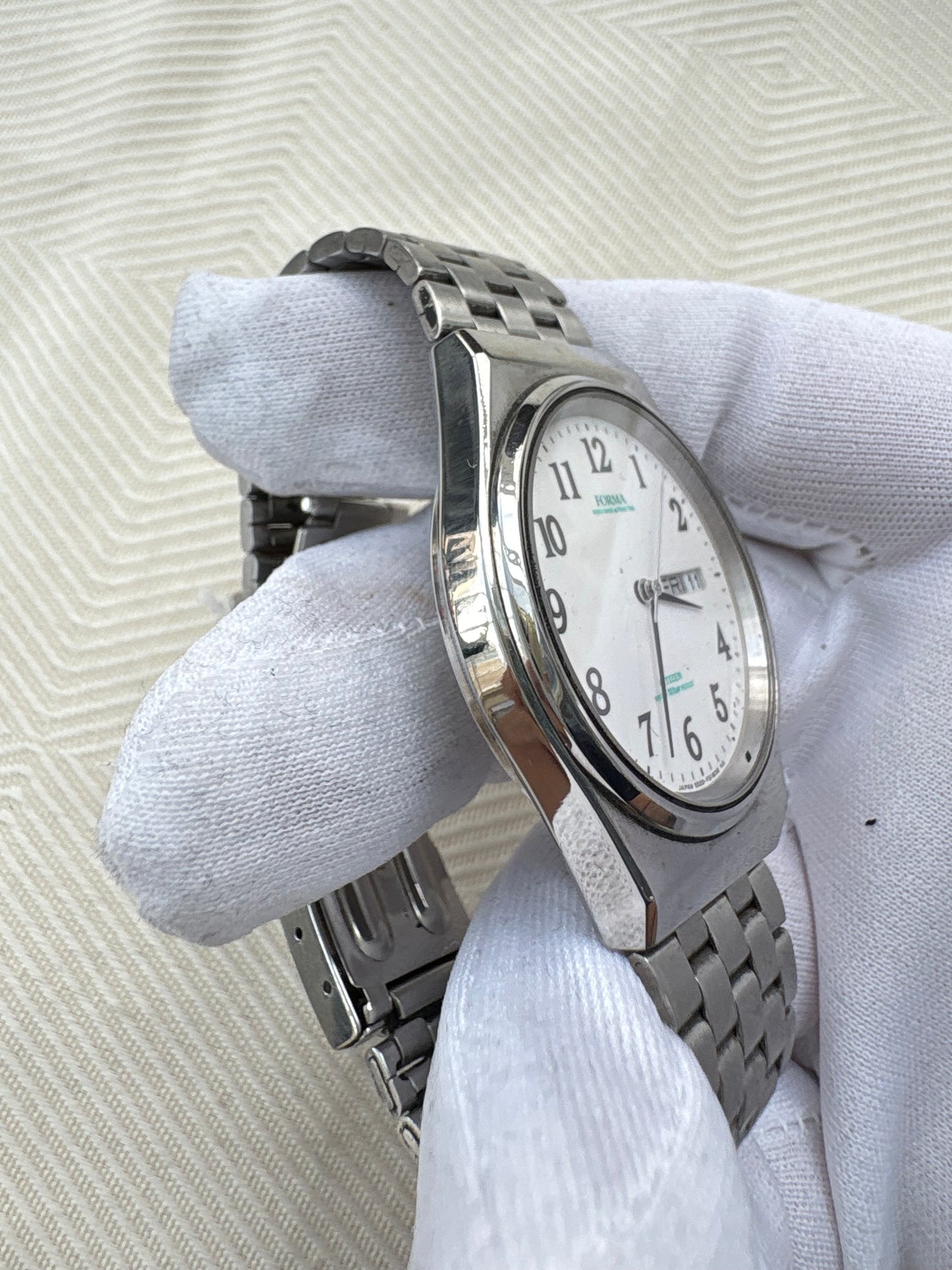 CITIZEN FORMA NEOVINTAGE 1990s QUARTZ PREOWNED JAPAN WATCH