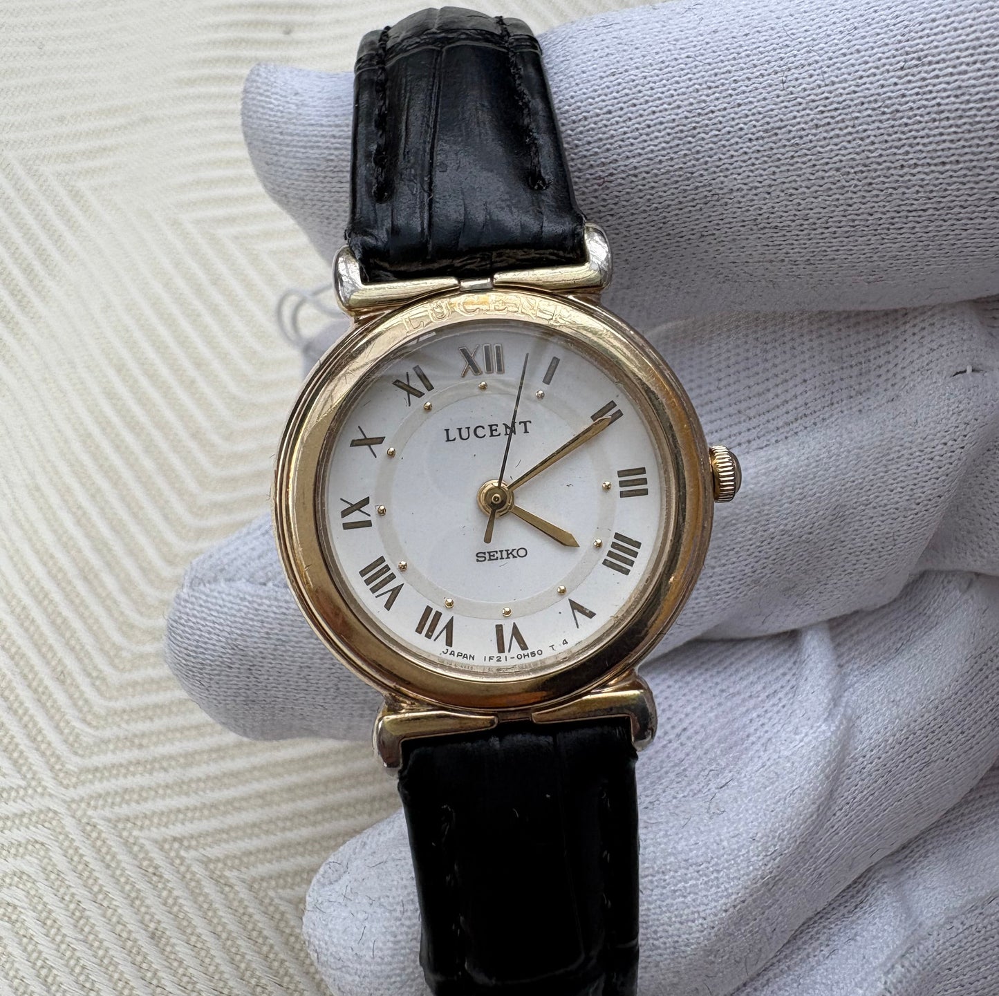SEIKO LUCENT LADIES NEOVINTAGE 1990s QUARTZ JAPAN PREOWNED WATCH