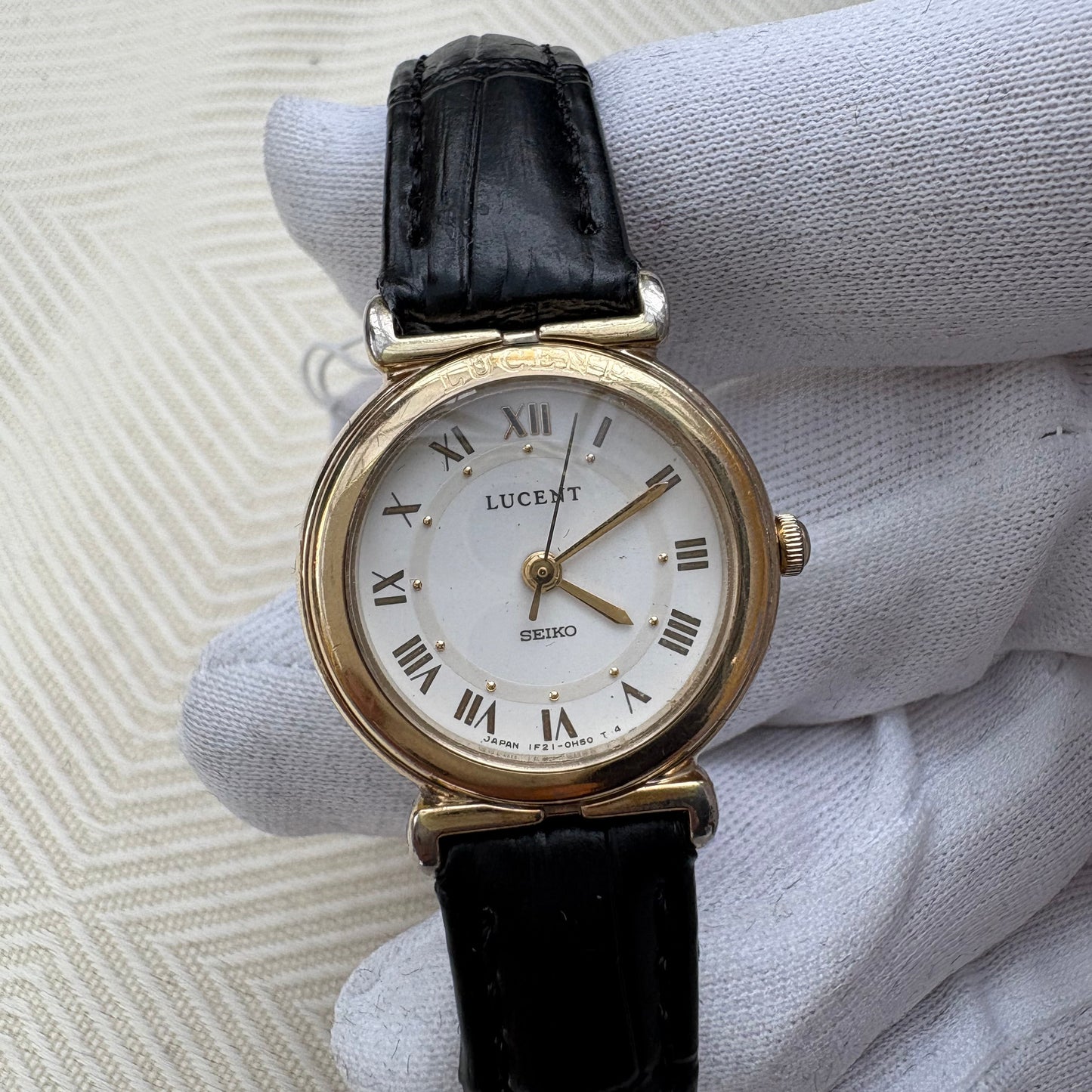 SEIKO LUCENT LADIES NEOVINTAGE 1990s QUARTZ JAPAN PREOWNED WATCH