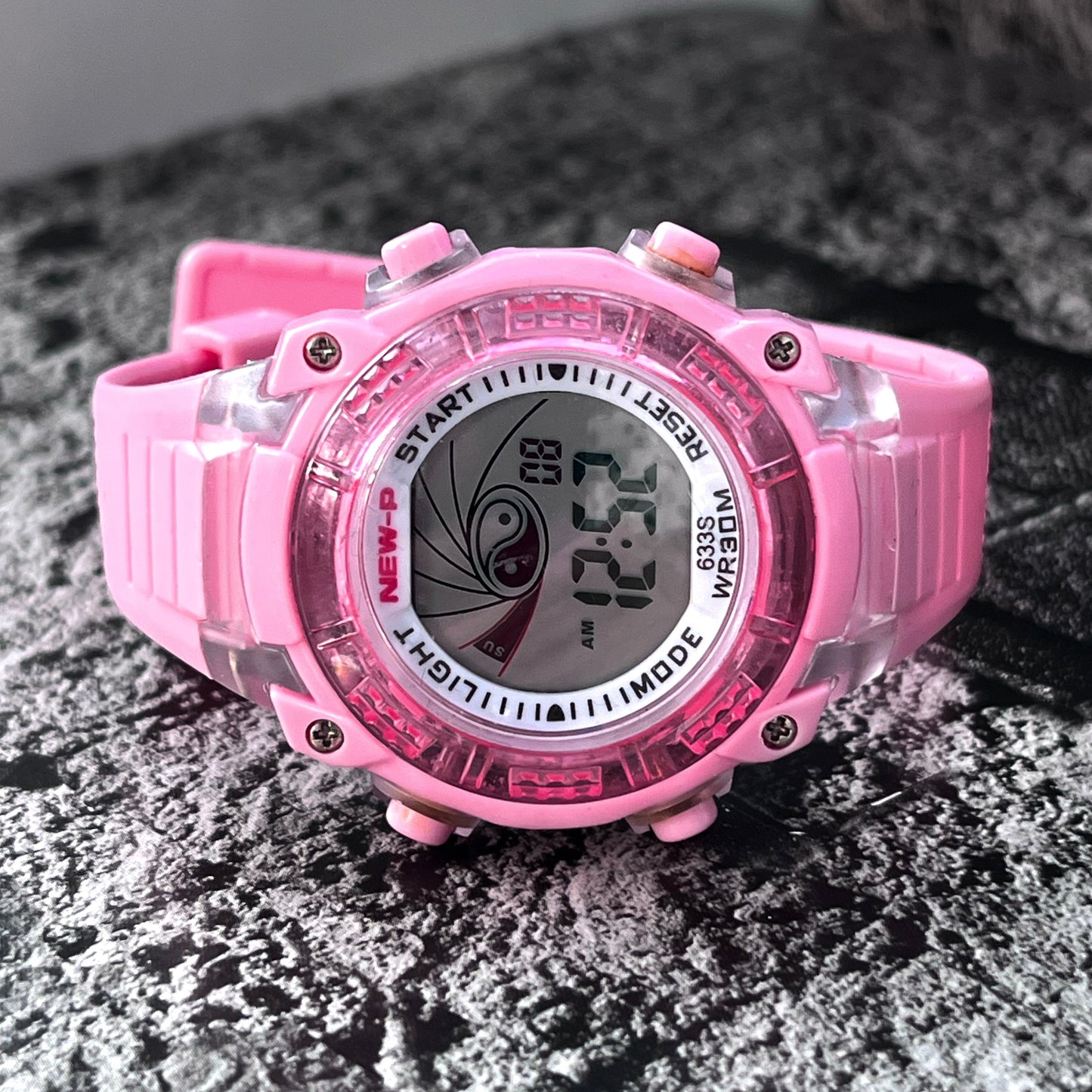 NEW-P PINK DIGITAL QUARTZ WATCH