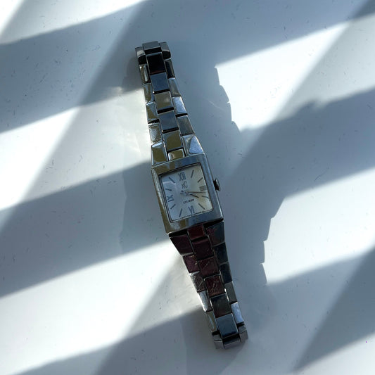 CITIZEN XC STEEL JAPAN QUARTZ PRELOVED WATCH