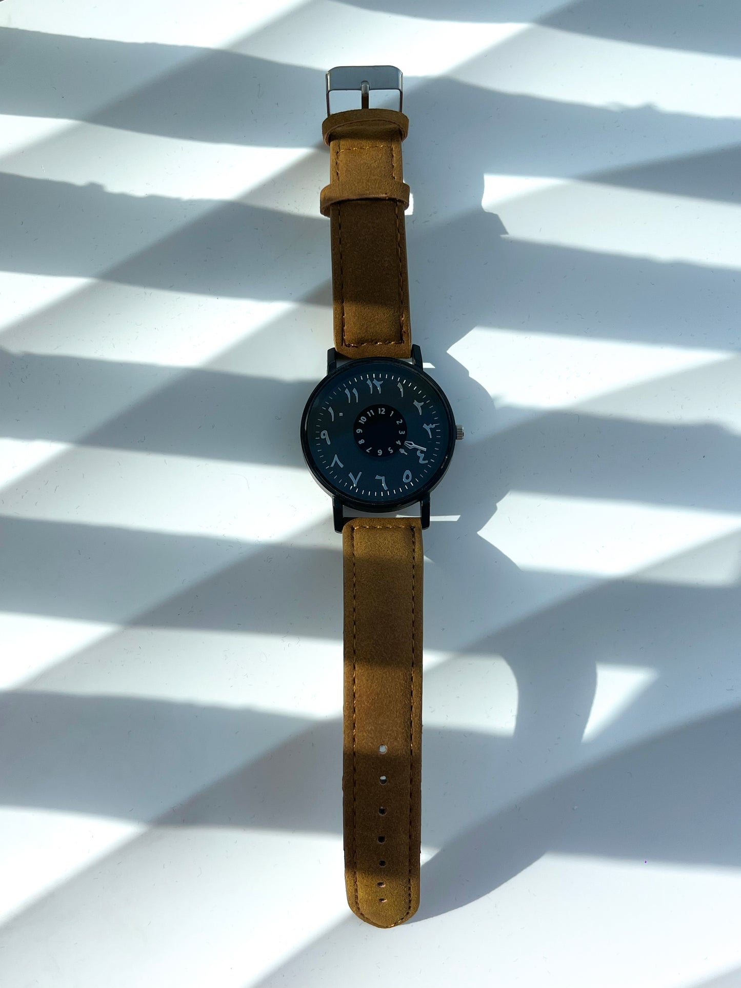 MINIMALIST BLACK STEEL QUARTZ DESIGNER PRELOVED WATCH