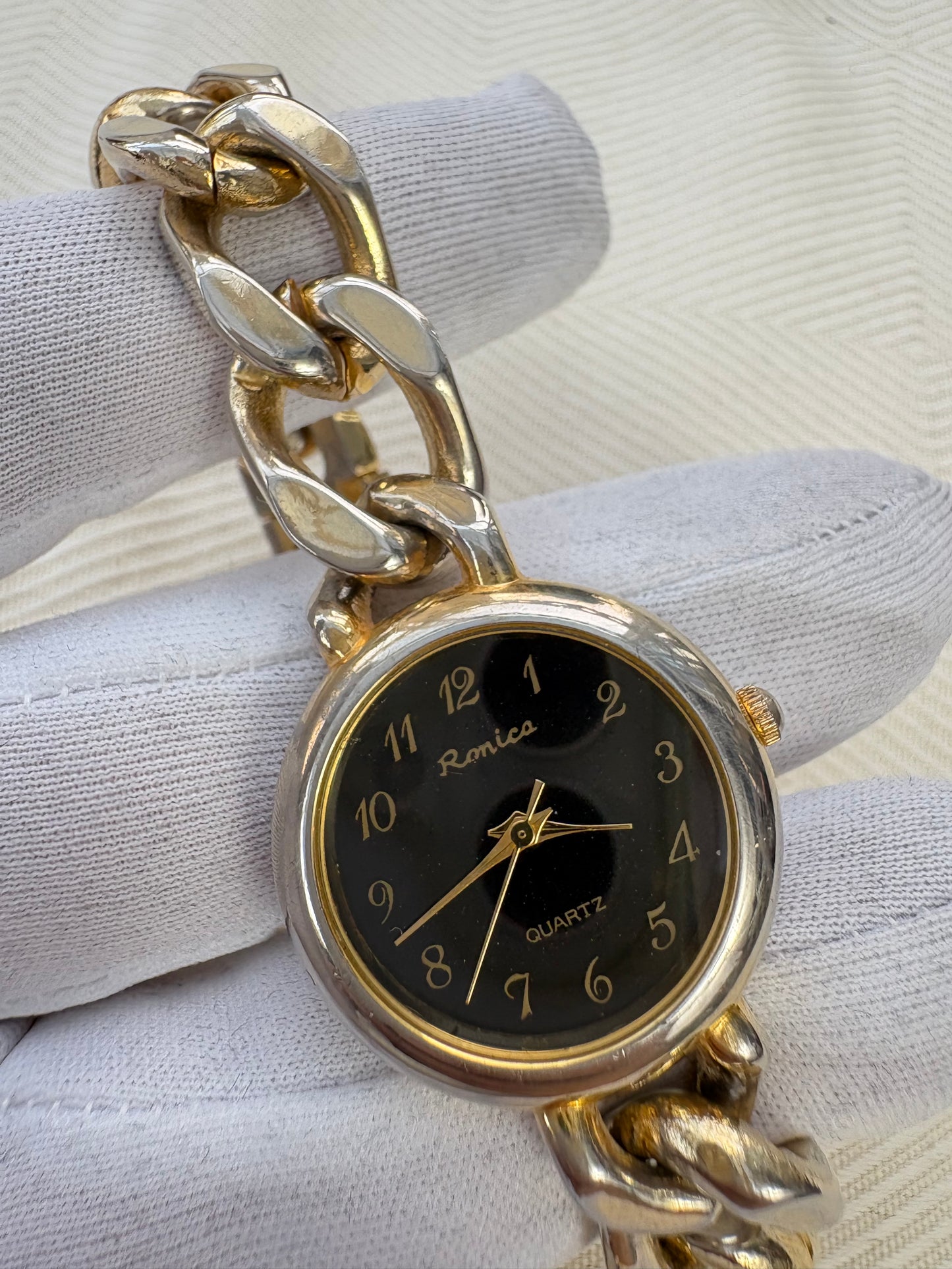 RONICA LADIES STUNNING BRACELET 1990s QUARTZ JAPAN PREOWNED WATCH