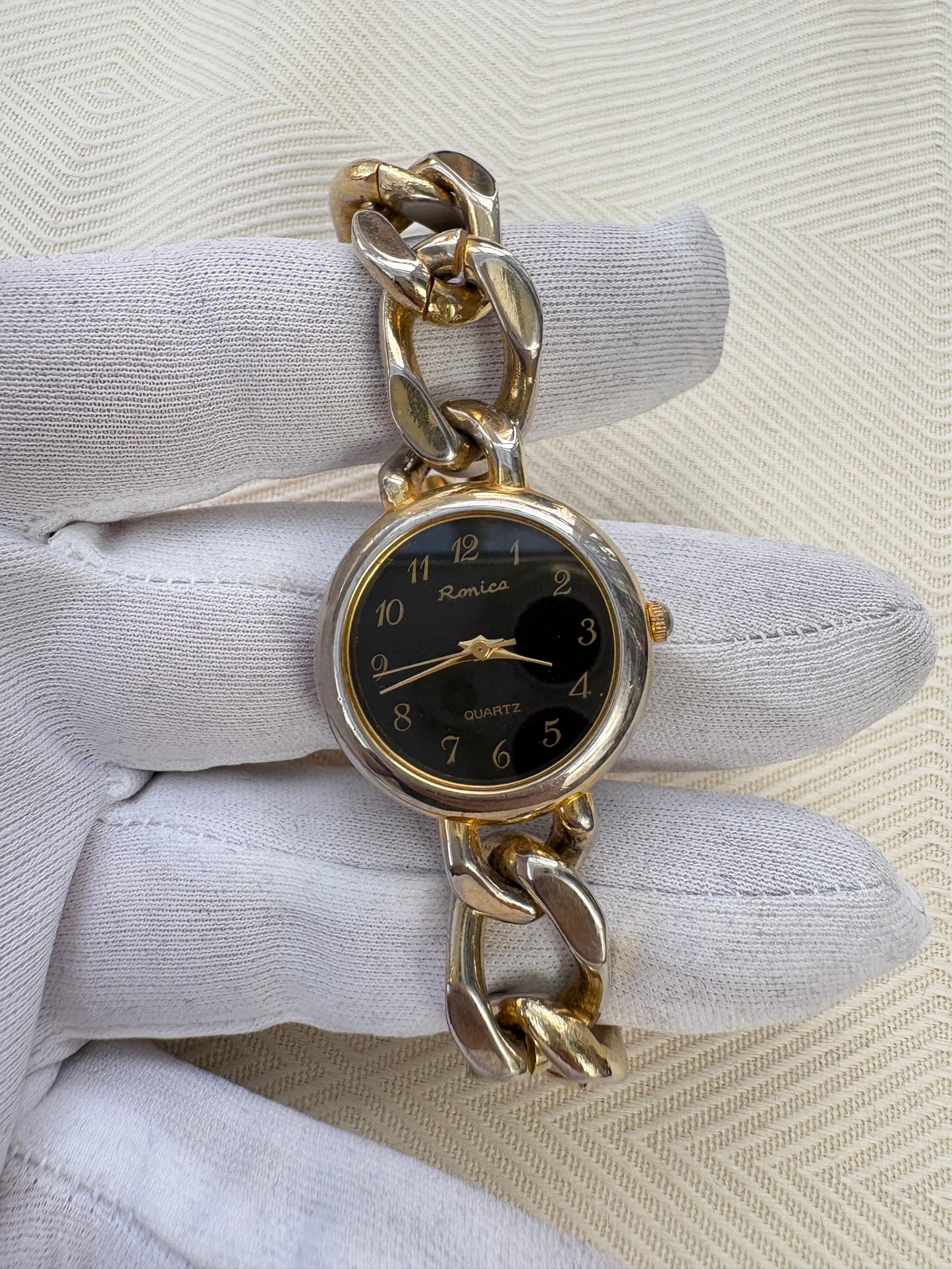 RONICA LADIES STUNNING BRACELET 1990s QUARTZ JAPAN PREOWNED WATCH