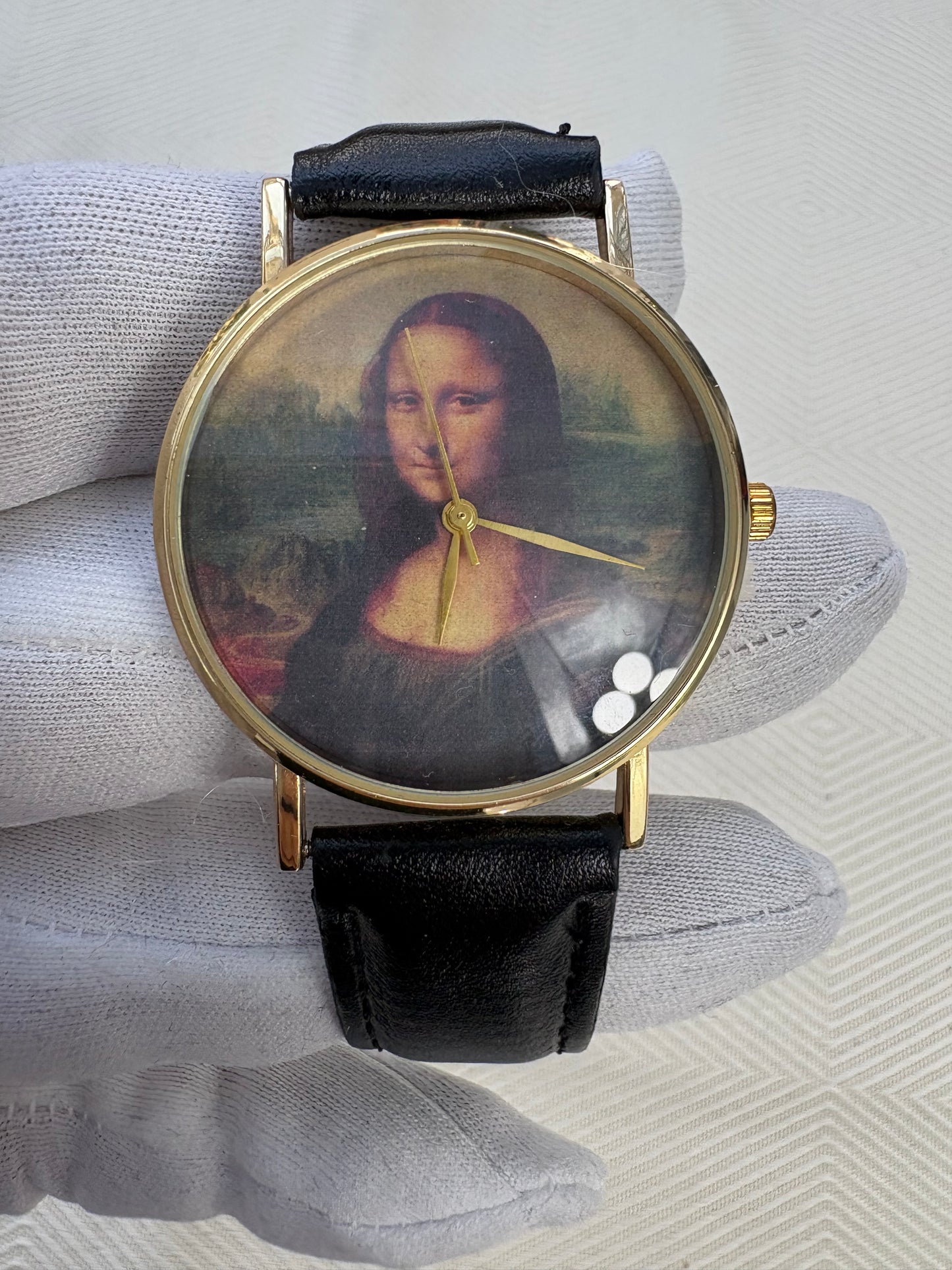 ART DESIGN WATCHES QUARTZ BRAND NEW CHINA