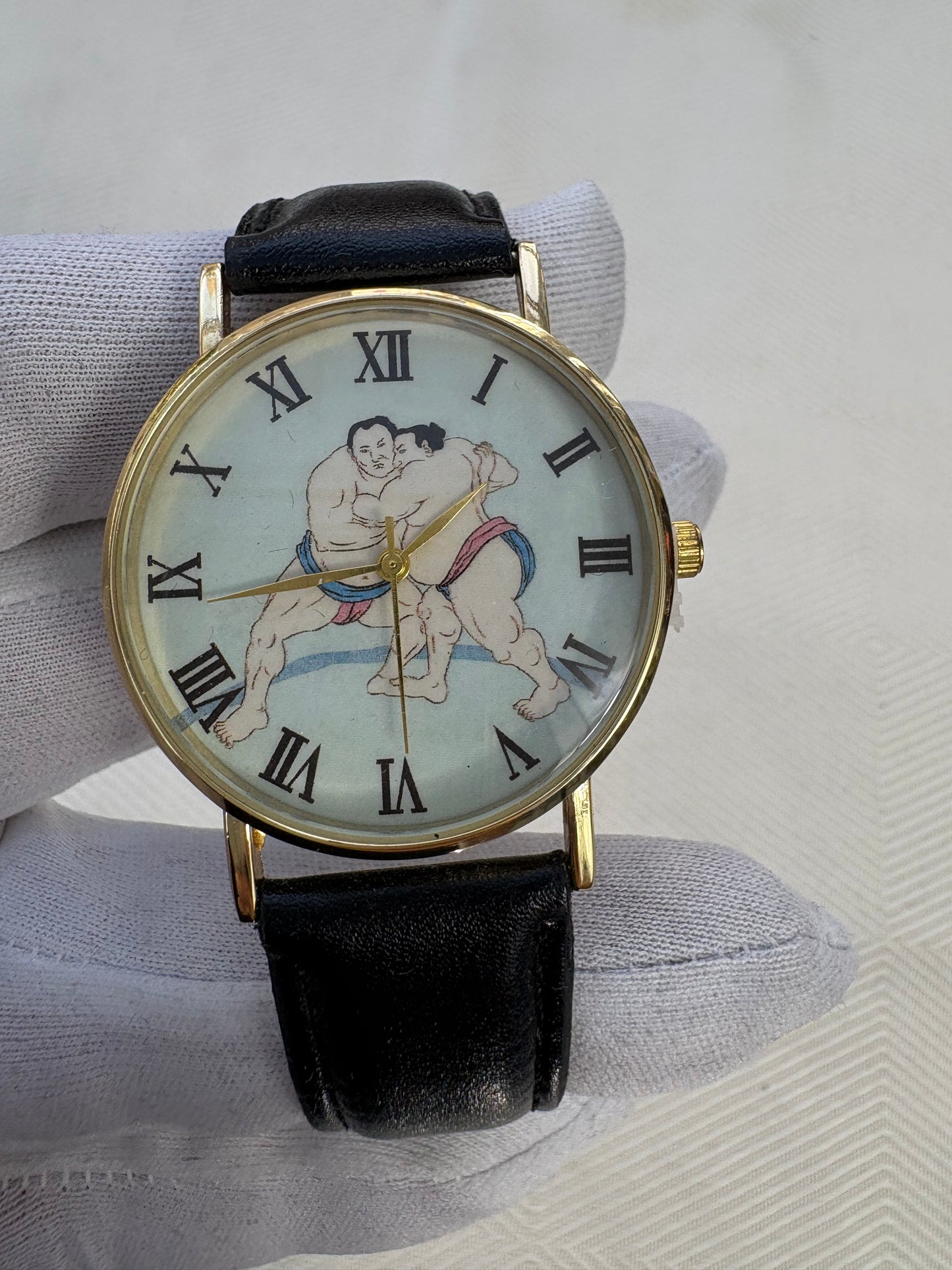 ART DESIGN WATCHES QUARTZ BRAND NEW CHINA
