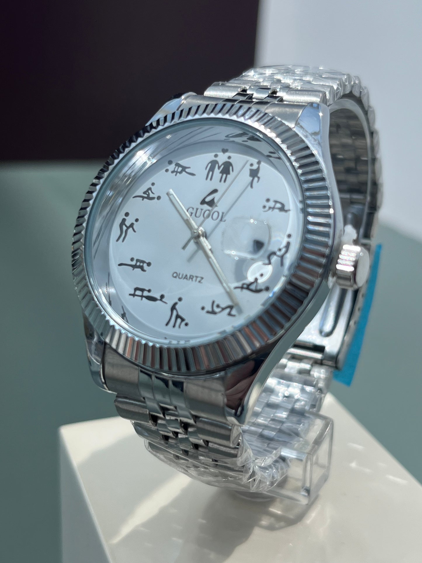 GUOOL YOGA KAMASUTRA ICON DIAL STEEL QUARTZ BRAND NEW FASHION WATCH