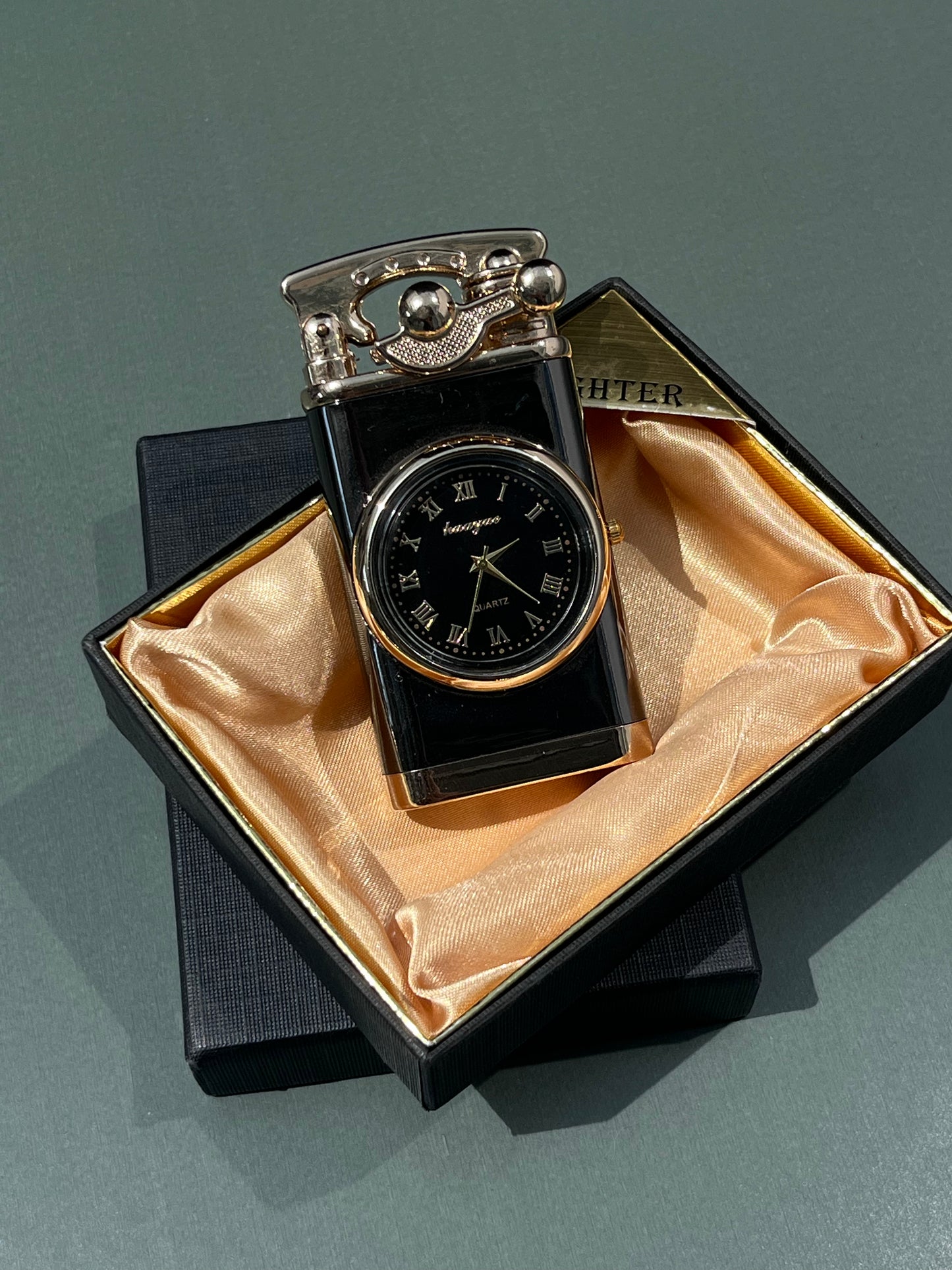 HUAYUE LIGHTER CLOCK QUARTZ FASHION BRAND NEW TABLE WATCH