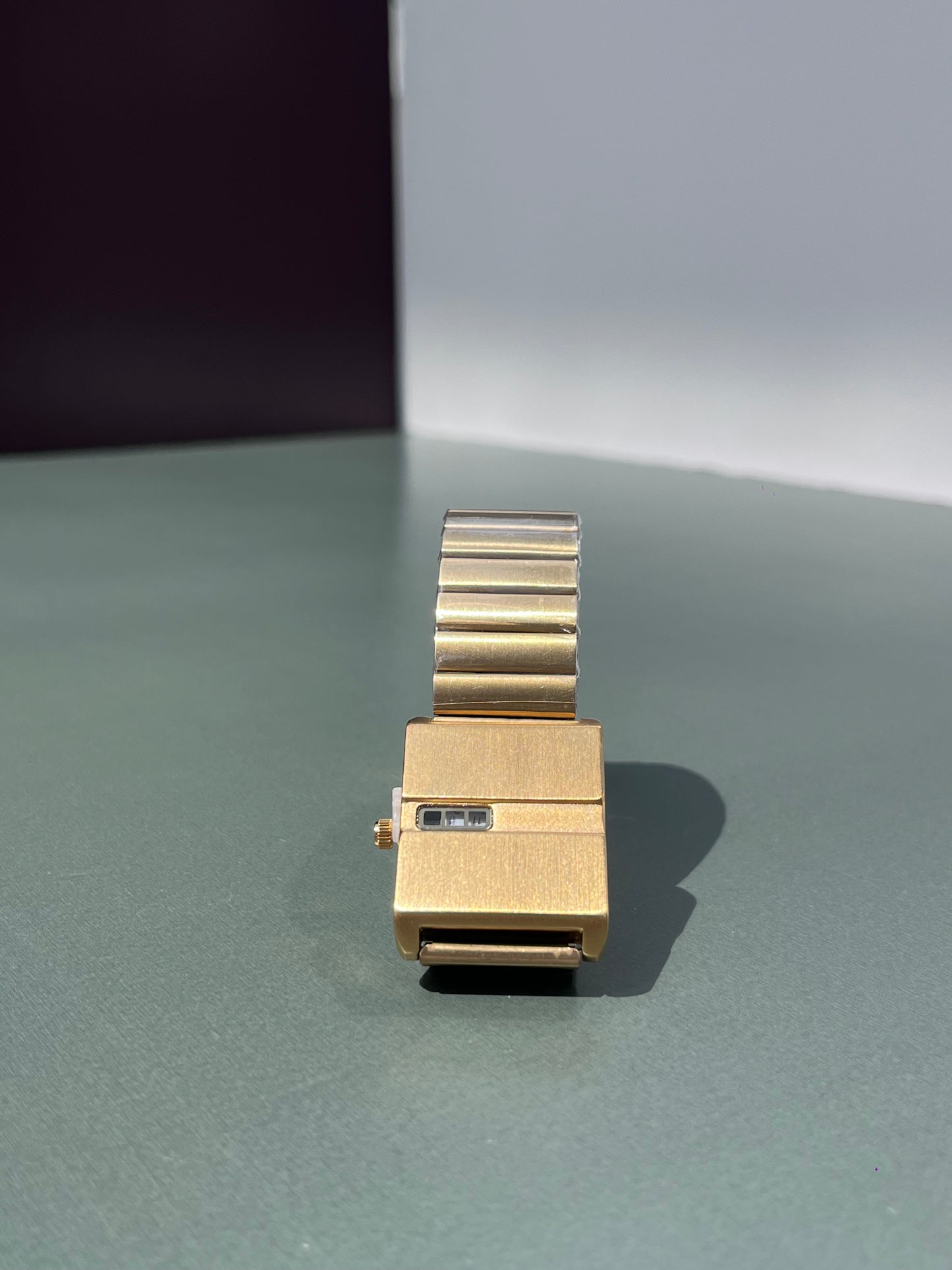 COVERED JUMP HOUR GOLD PLATED QUARTZ BRAND NEW WATCH