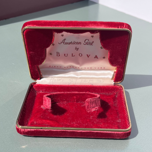 ORIGINAL BULOVA "AMERICAN GIRL" VINTAGE WATCH PRESENTATION BOX – RED VELVET
