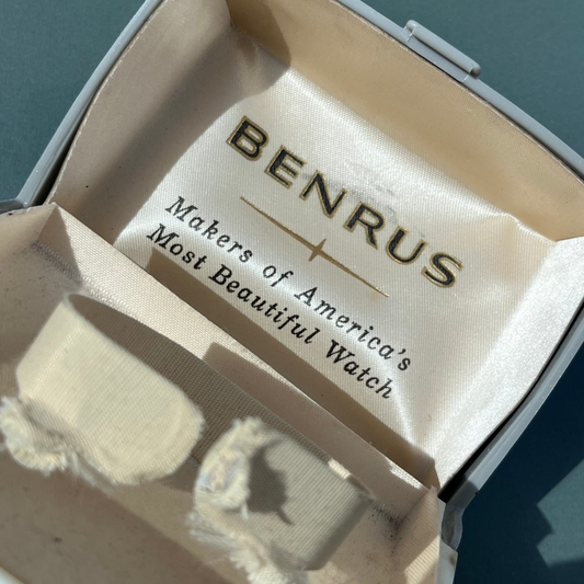 ORIGINAL BENRUS VINTAGE WATCH PRESENTATION BOX – WHITE