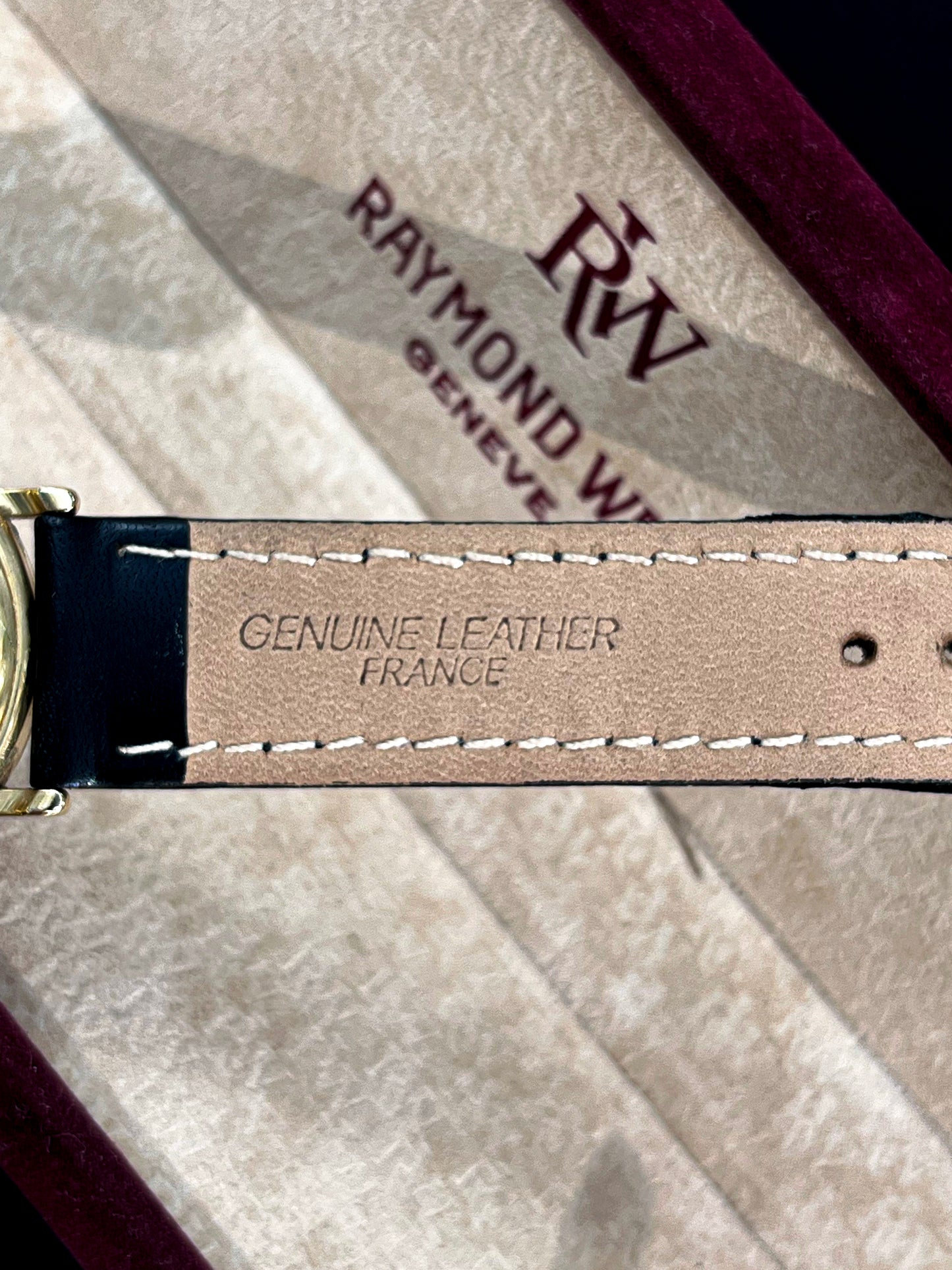 RAYMOND WEIL GENEVE BURGUNDY DIAL AUTOMATIC PRELOVED SWISS WATCH