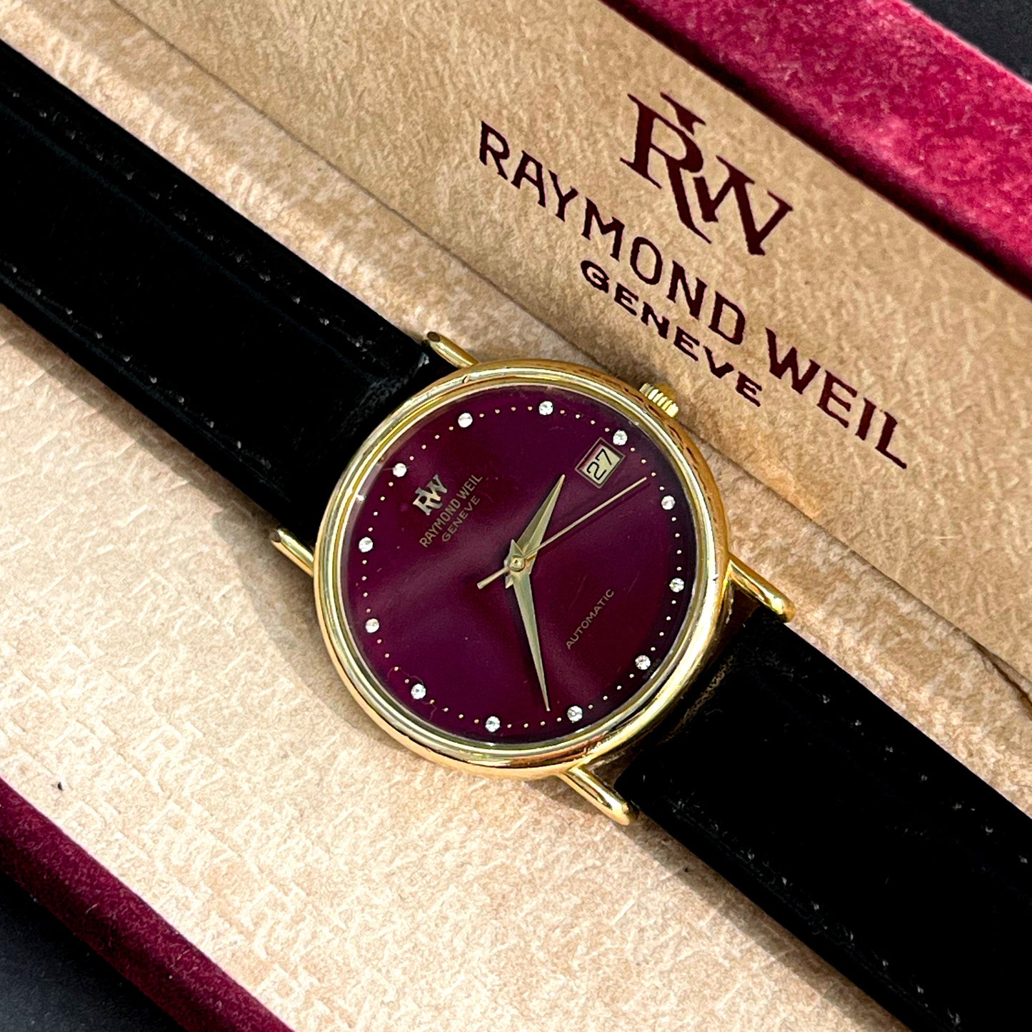 RAYMOND WEIL GENEVE BURGUNDY DIAL AUTOMATIC PRELOVED SWISS WATCH