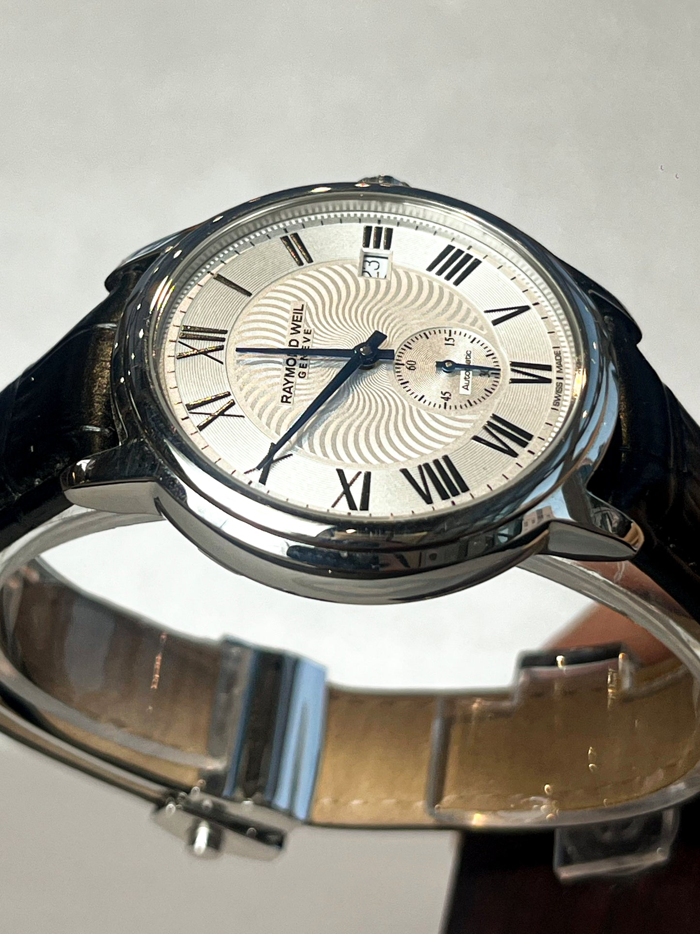 RAYMOND WEIL MAESTRO AUTOMATIC SWISS PRELOVED STEEL WATCH