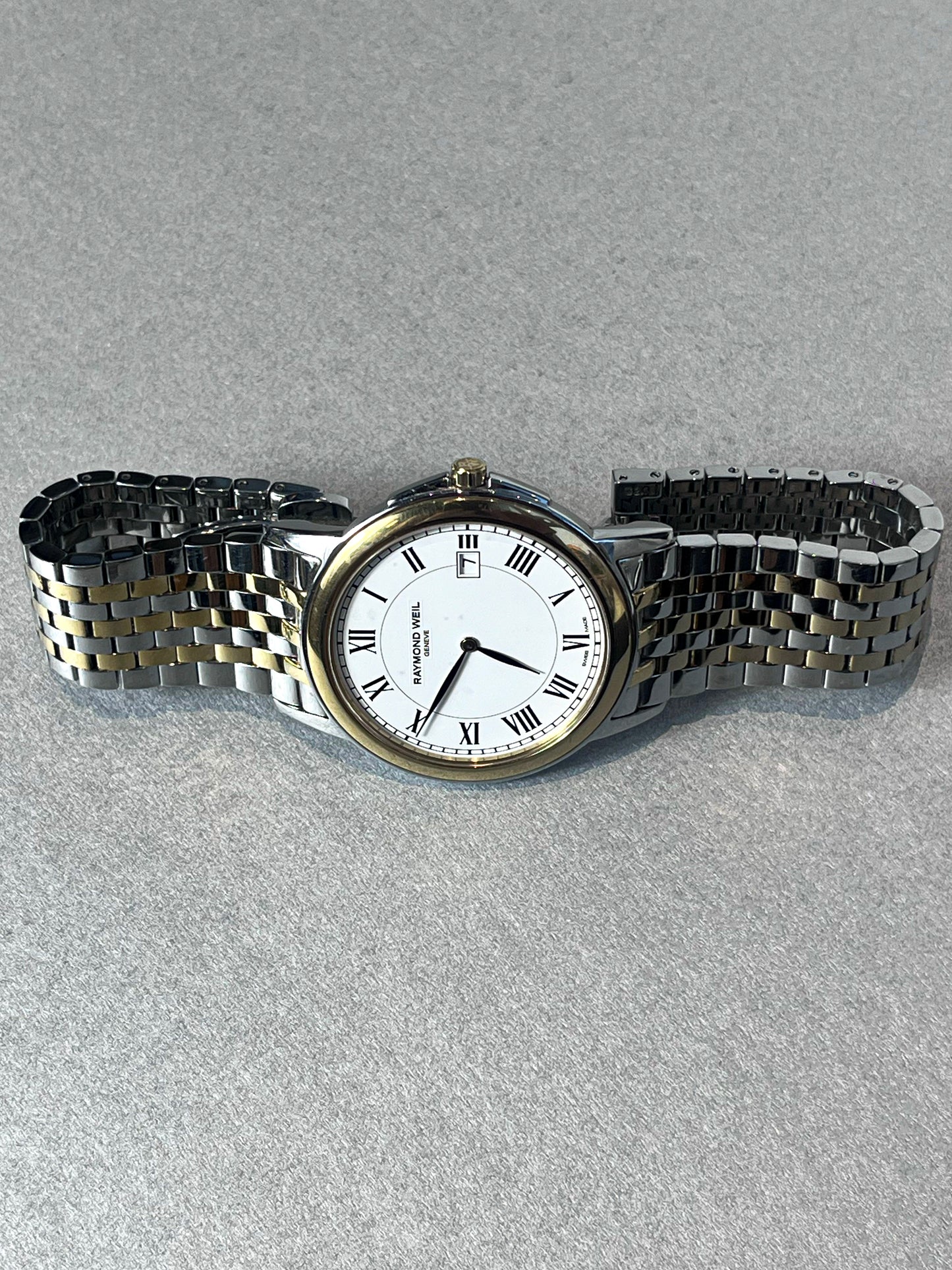 RAYMOND WEIL TRADITION TWO-TONE QUARTZ SWISS PRELOVED WATCH