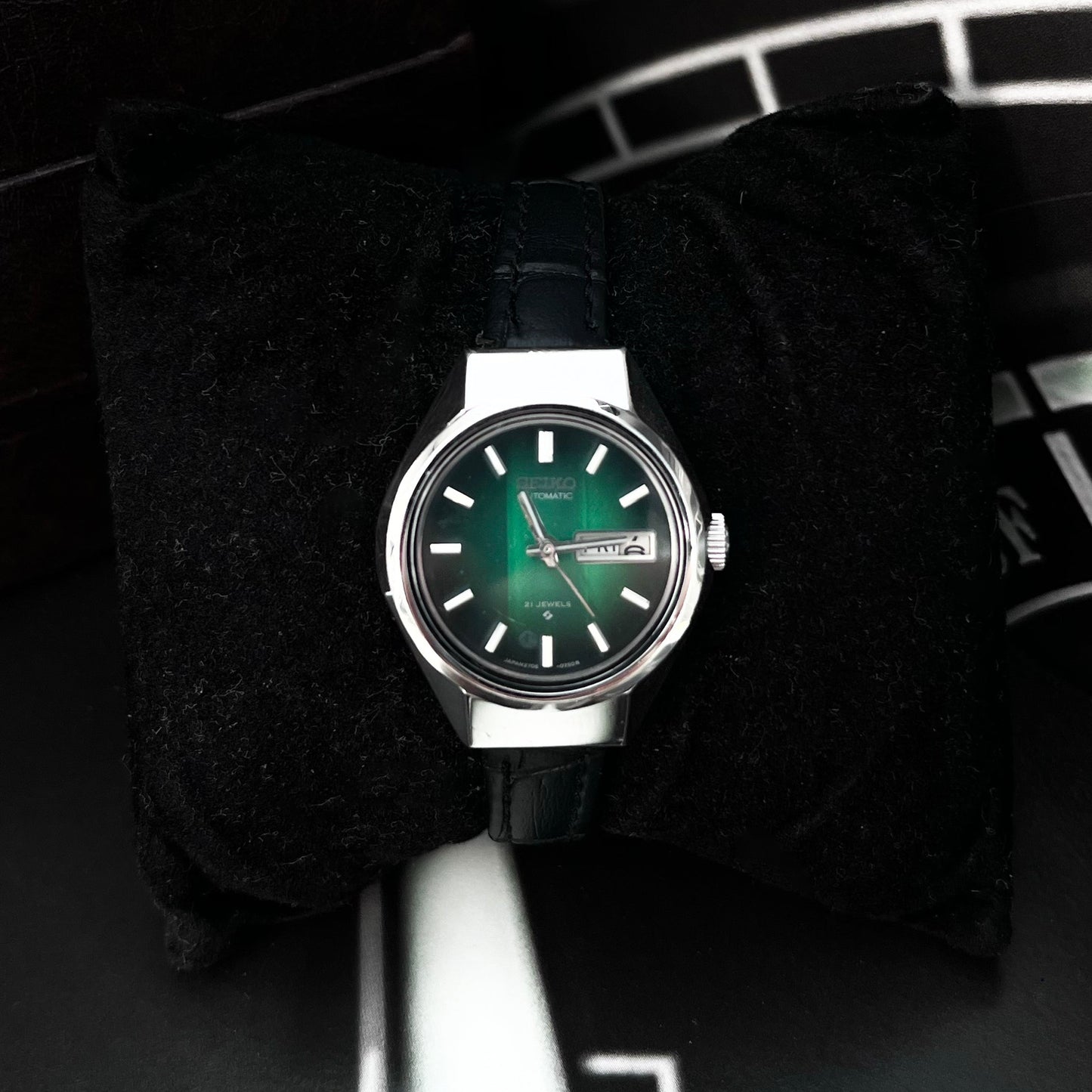 SEIKO GREEN DIAL AUTOMATIC JAPAN PRELOVED WATCH