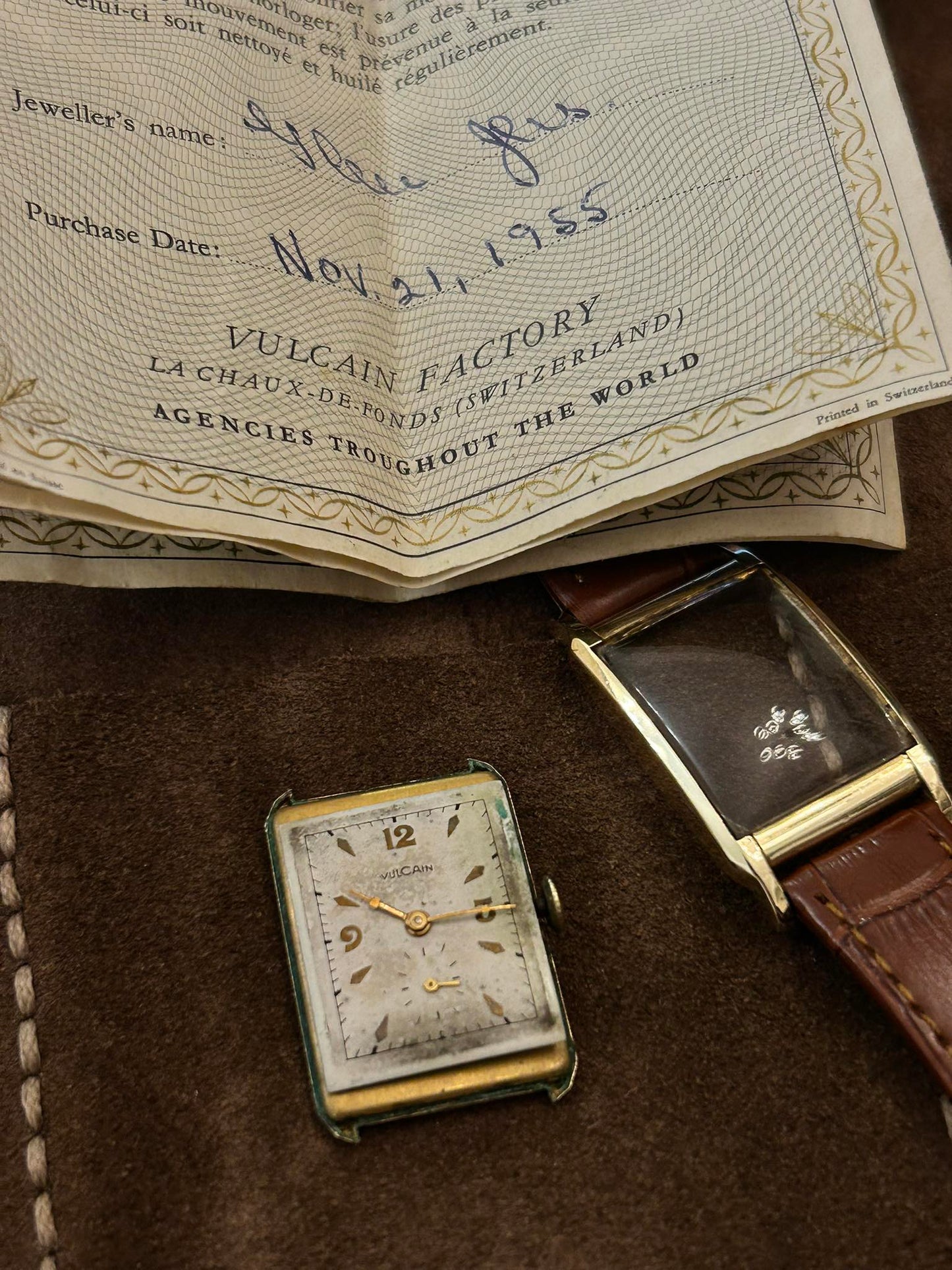 VULCAIN TANK YEAR 1955 WITH CERTIFICATE MANUAL WINDING SWISS