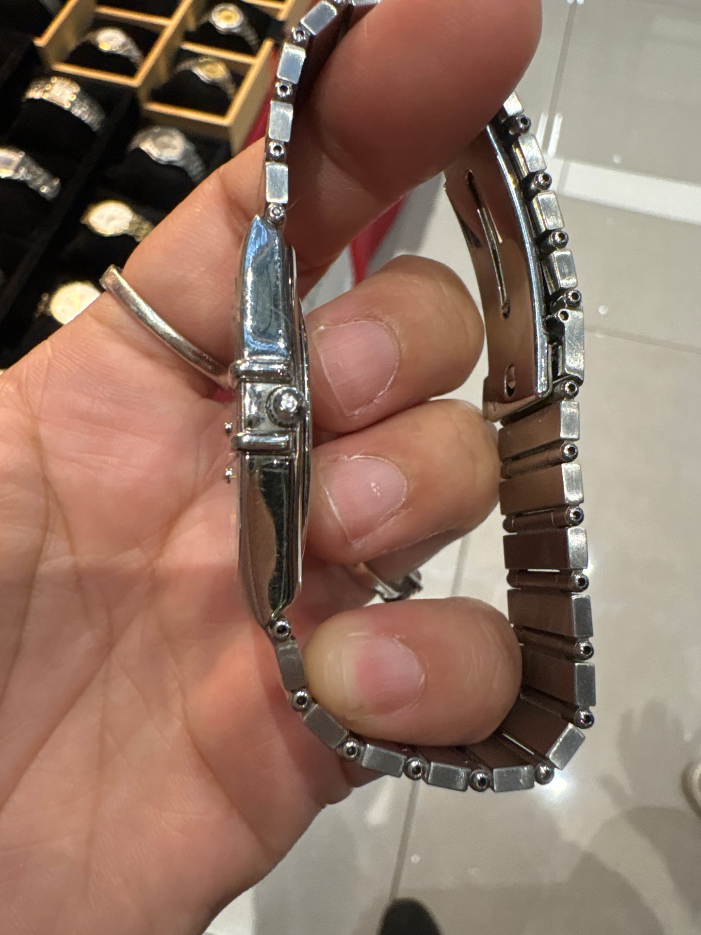 OMEGA CONSTELLATION QUARTZ SWISS