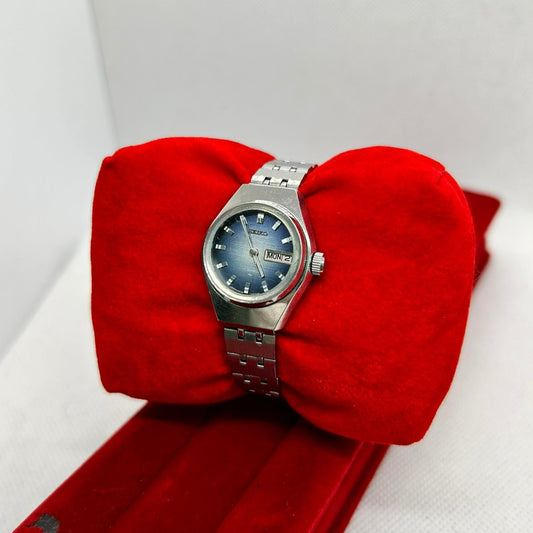 SEIKO LADY BLUE DIAL AUTOMATIC VINTAGE 1970s JAPAN