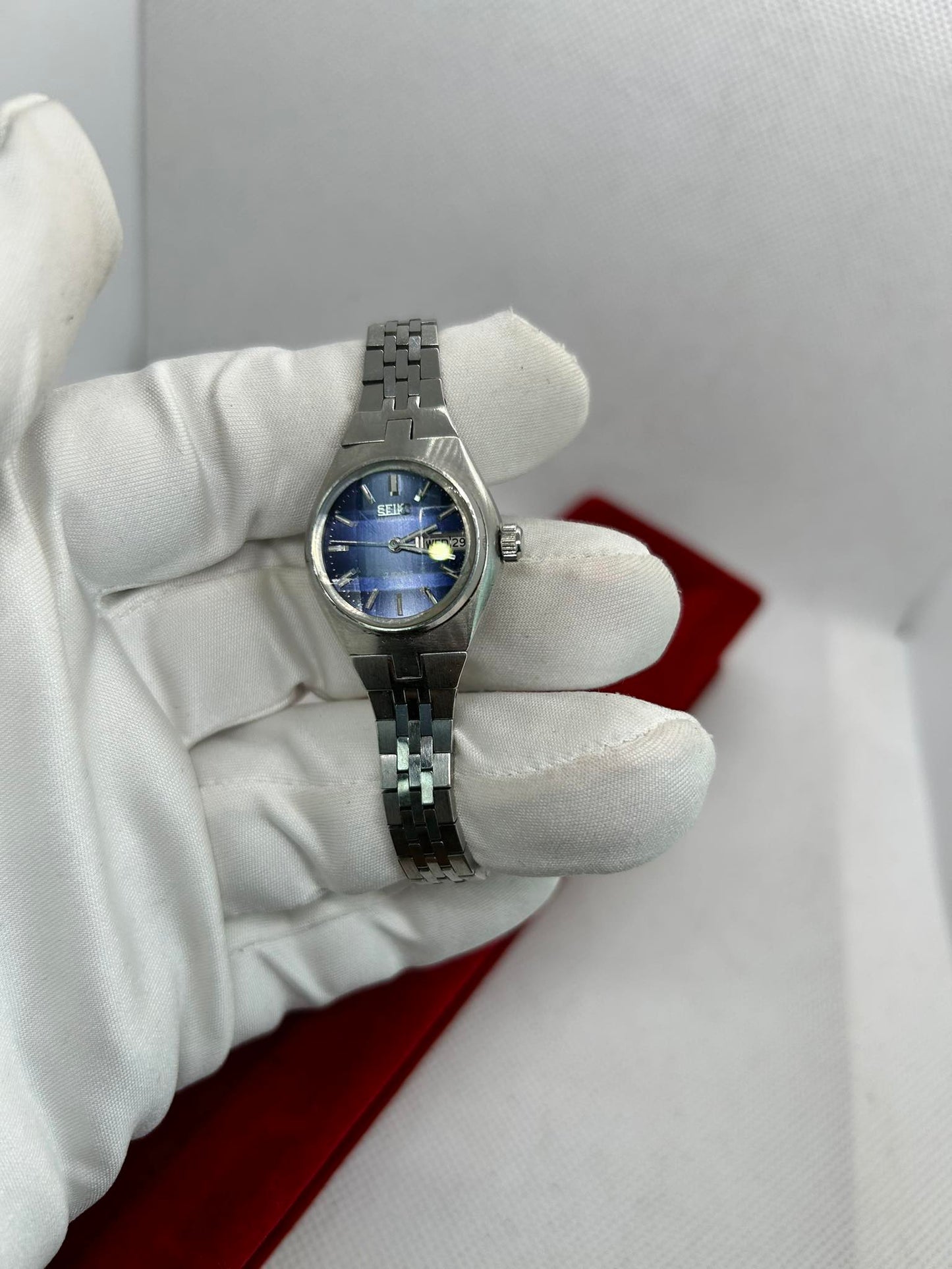 SEIKO LADY AUTOMATIC CRYSTAL SCREEN JAPAN